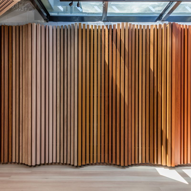 DecoWood Timber-look Finishes for Aluminium