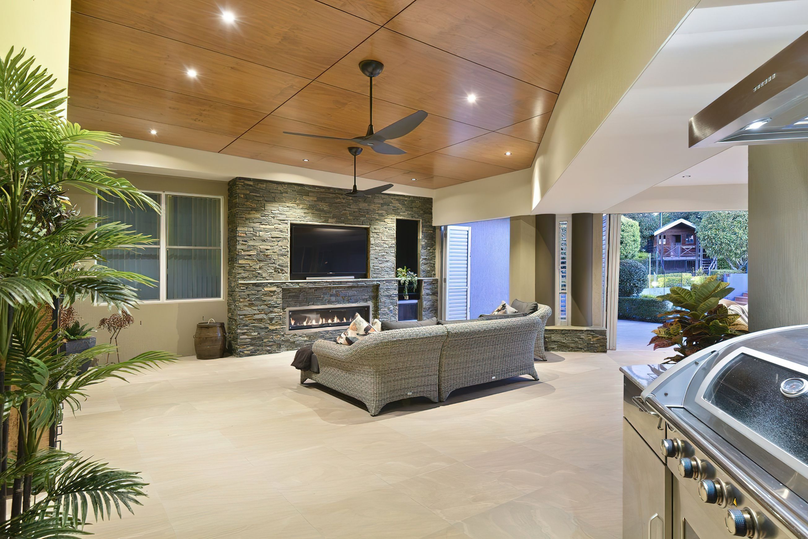 ShadowFix | Concealed fixing system with express joint