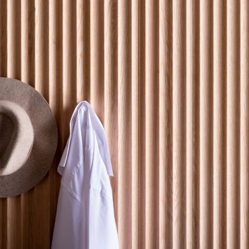 Contours Engineered American Oak Veneer