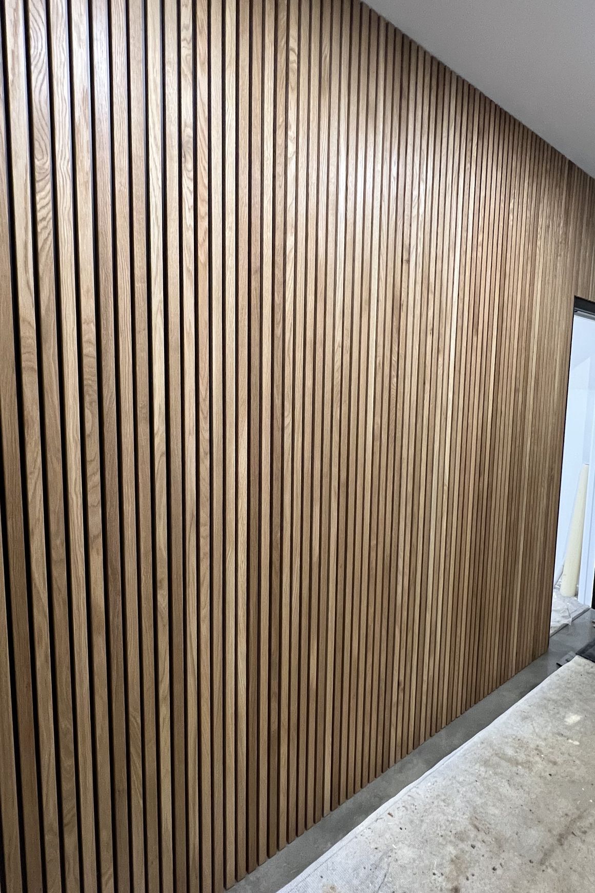 Timber Slat Feature Wall —Solid Oak