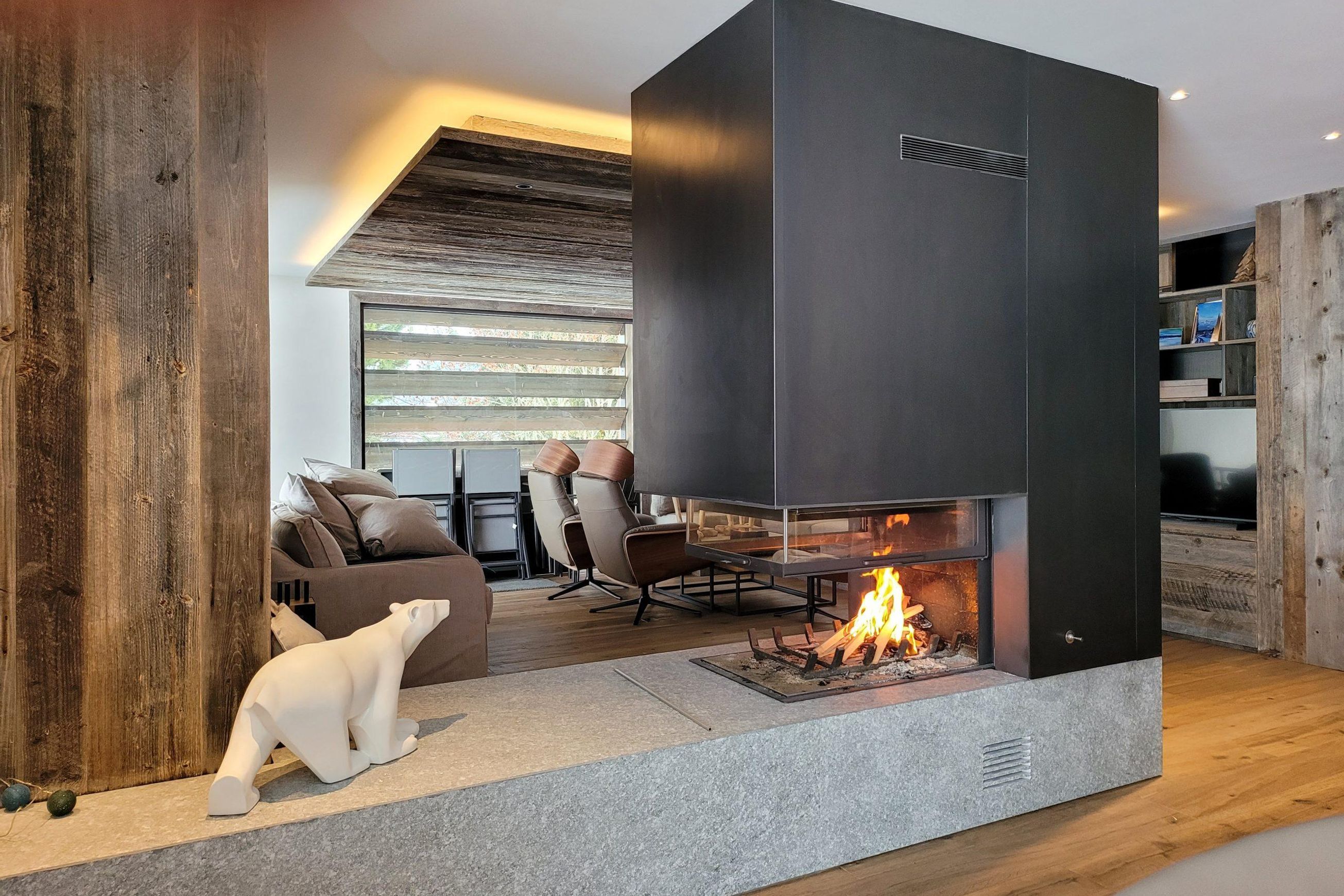 Axis EPI950 3 Sided Fireplace