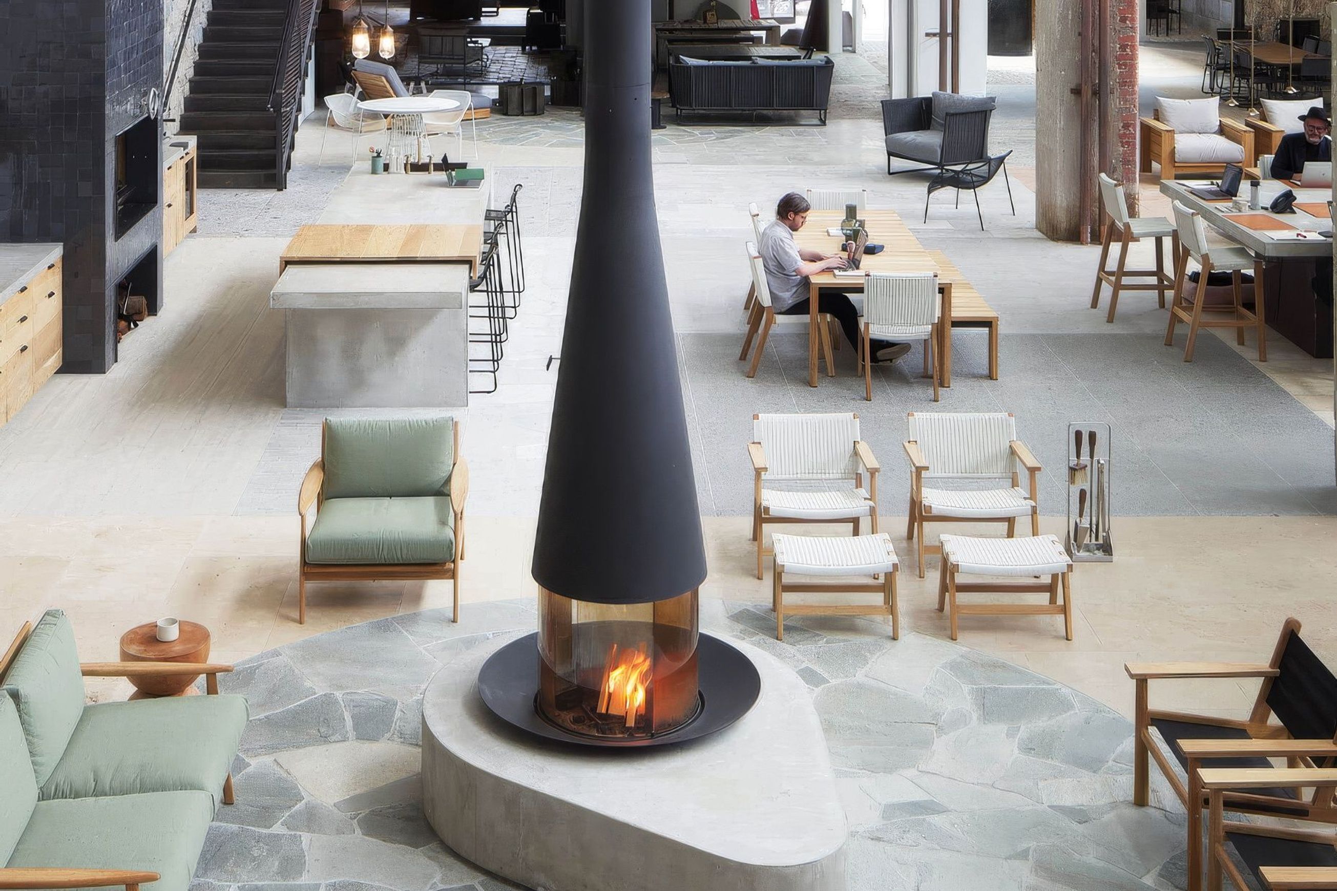 Filiofocus Suspended Fireplace