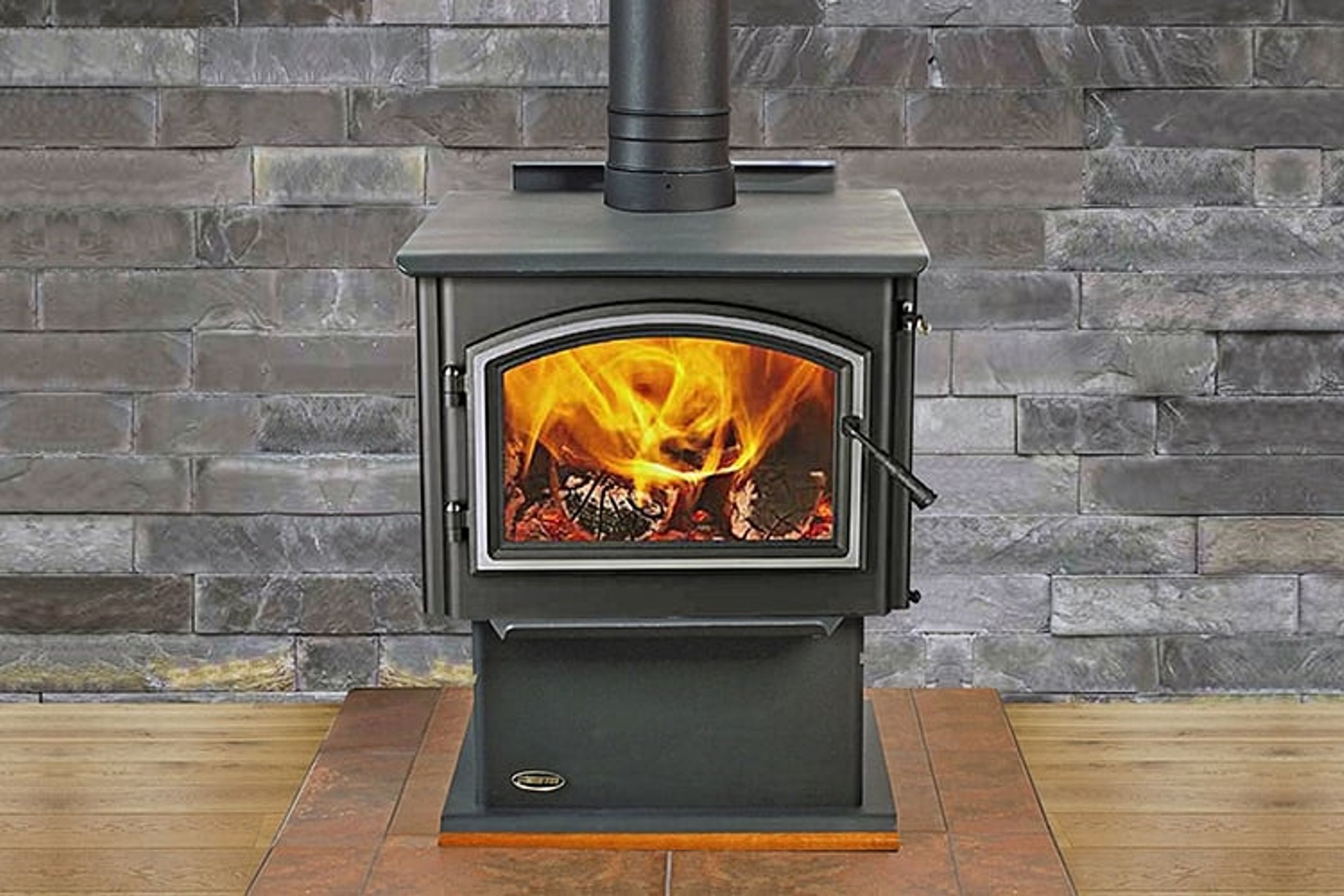 Quadrafire 4300 Millenium With a 4m Flue Kit
