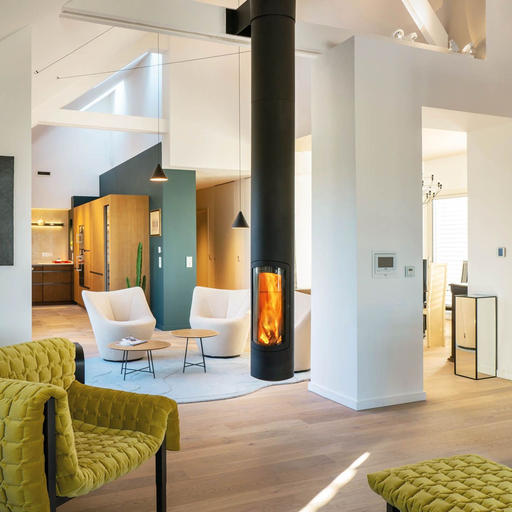 Slimfocus - Suspended Fireplace