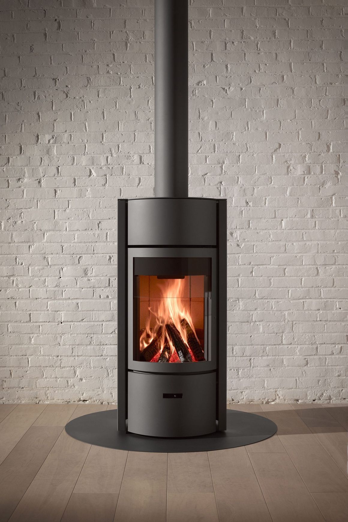 Stuv 30 Low Freestanding Wood Fireplace
