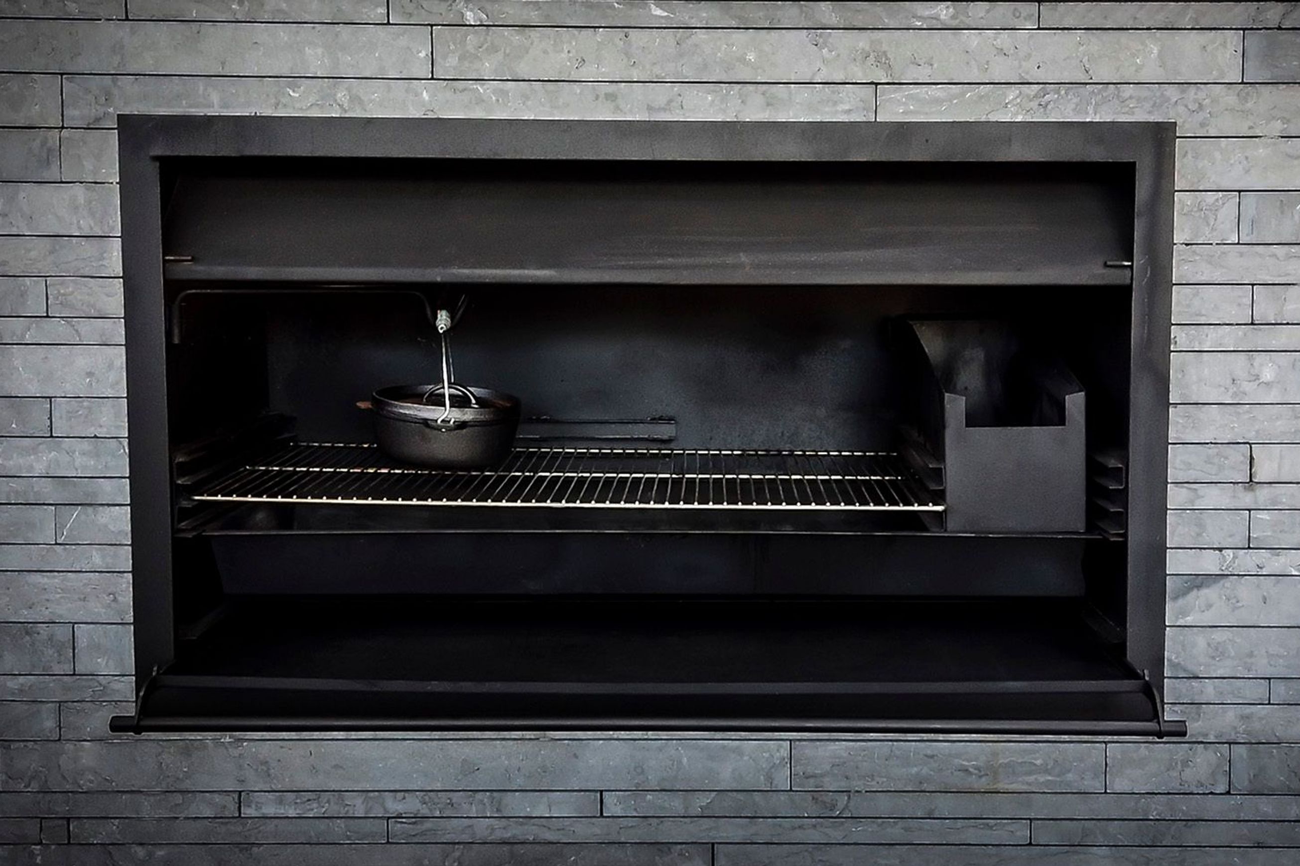 Contractor - Wood Fired BBQ | Wood Fireplace