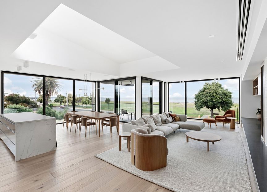 Basset & Lobaza Architects