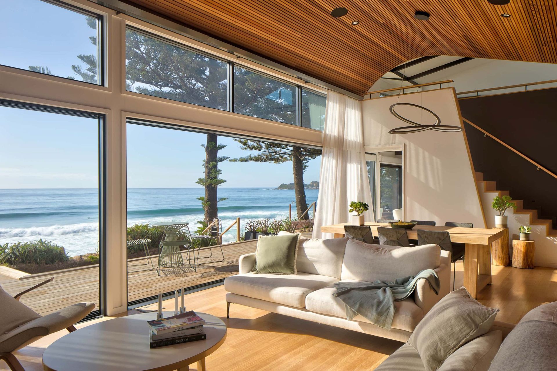 Design King Company banner