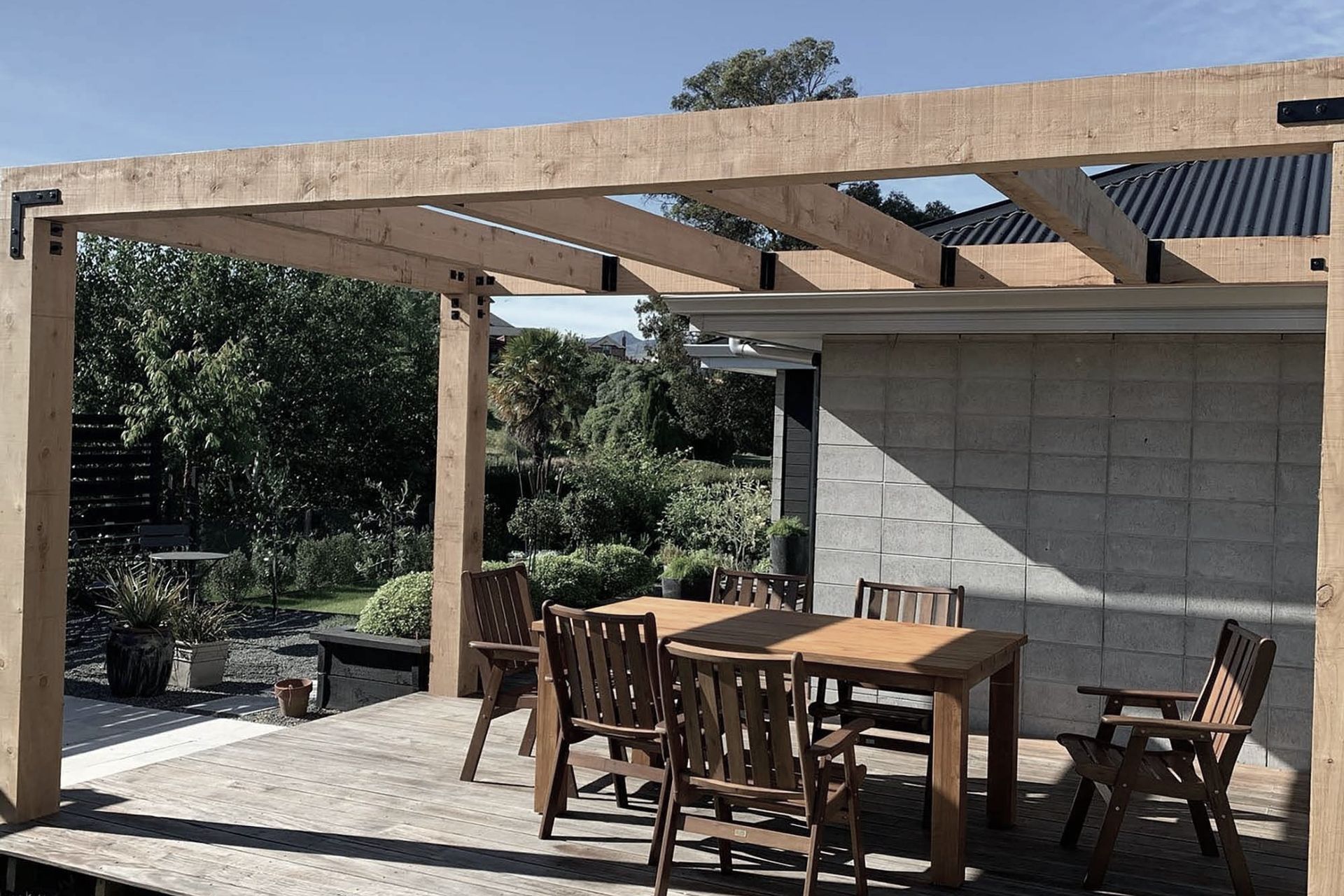 Hero Banner for DB & R