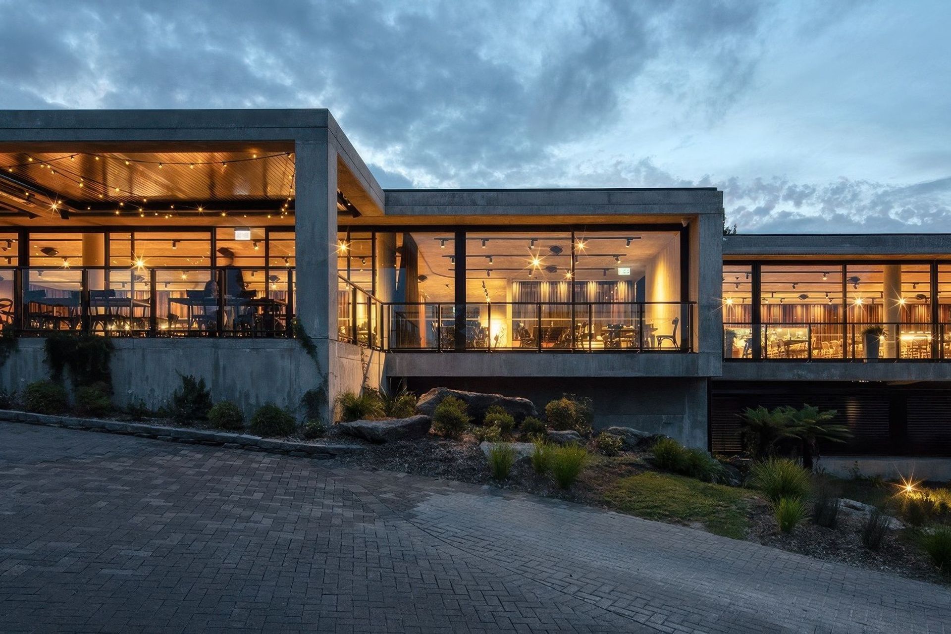 Hero Banner for ALLISTARCOX