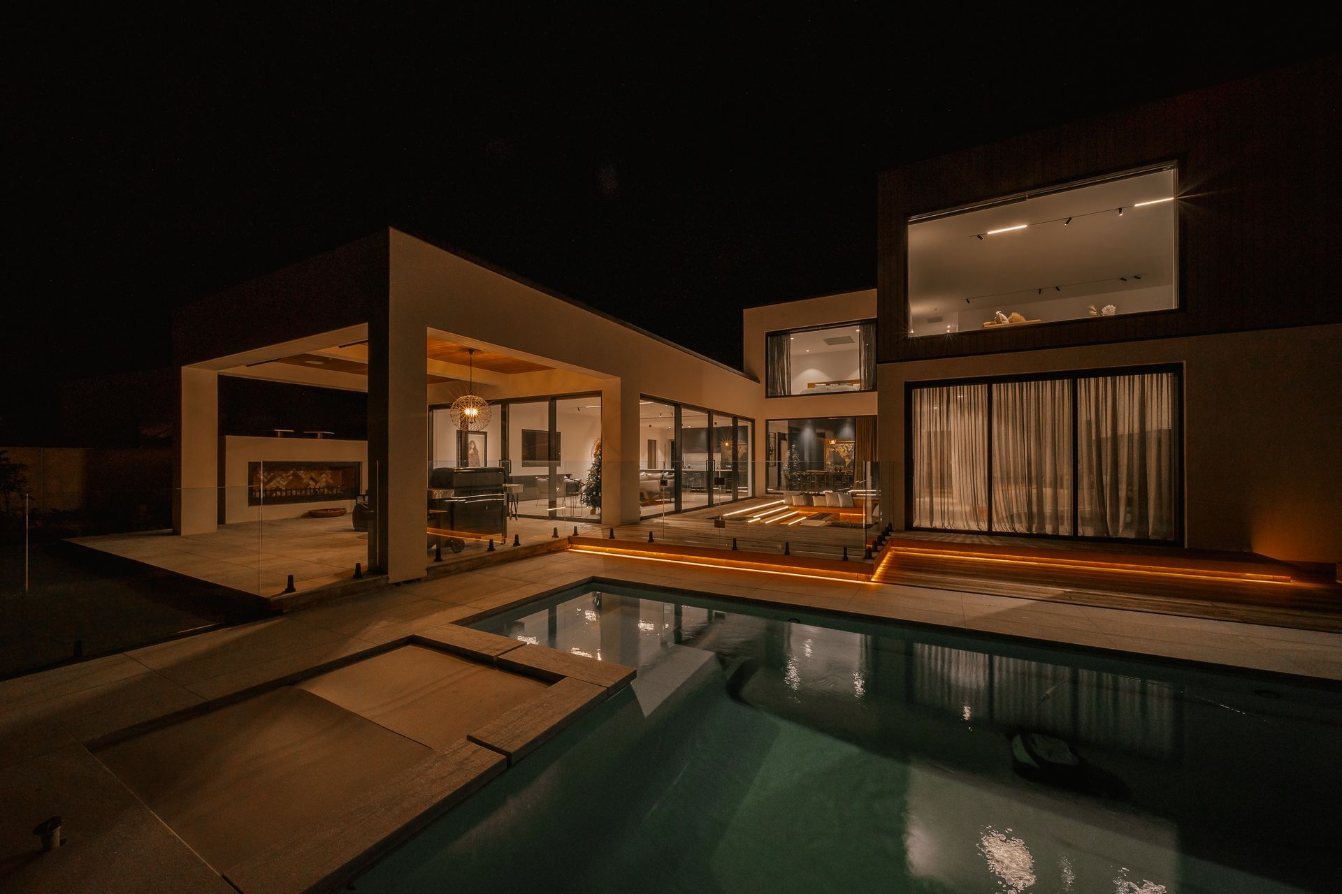 Hero Banner for In House Construction