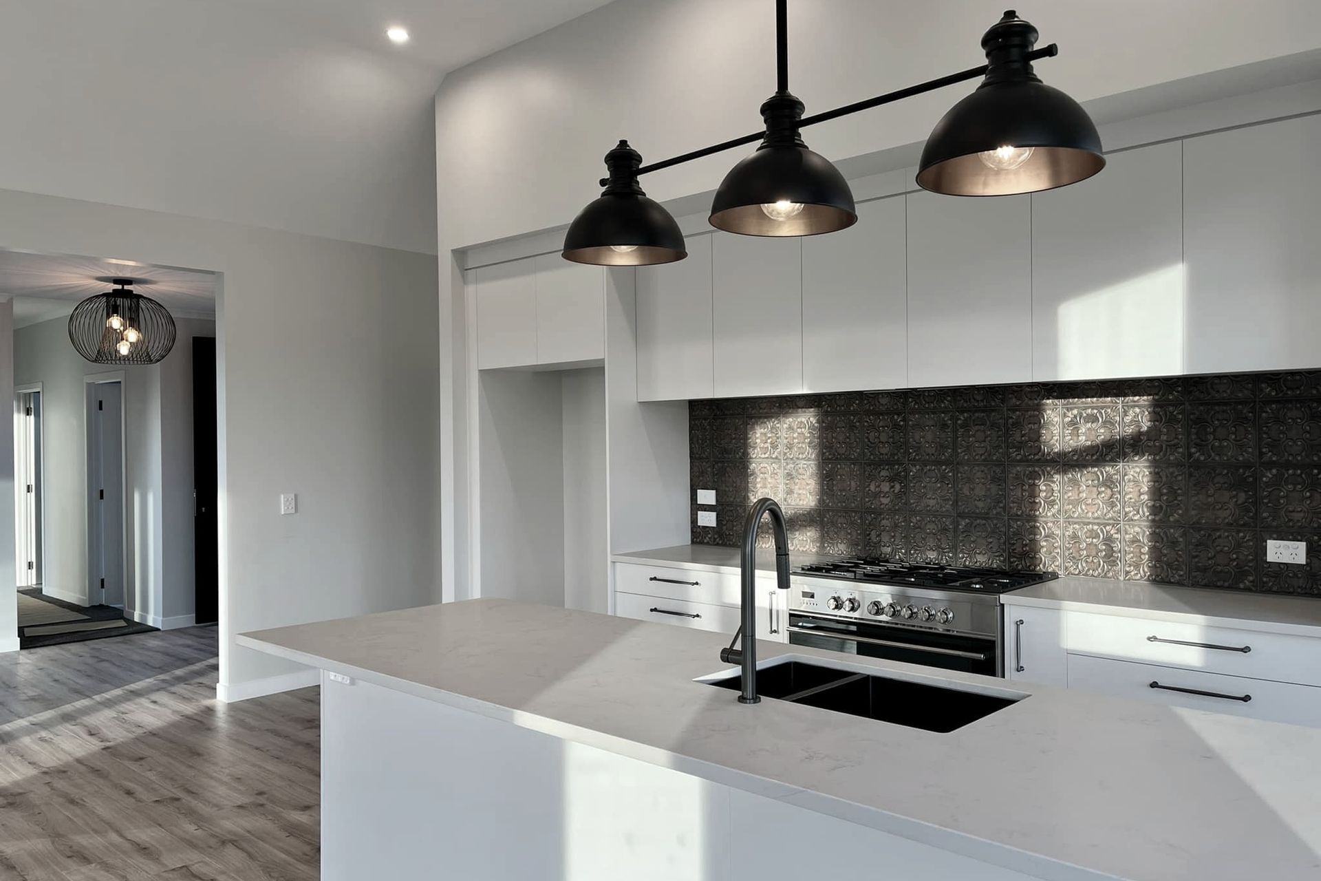 Supporting Image 5 for Callavate