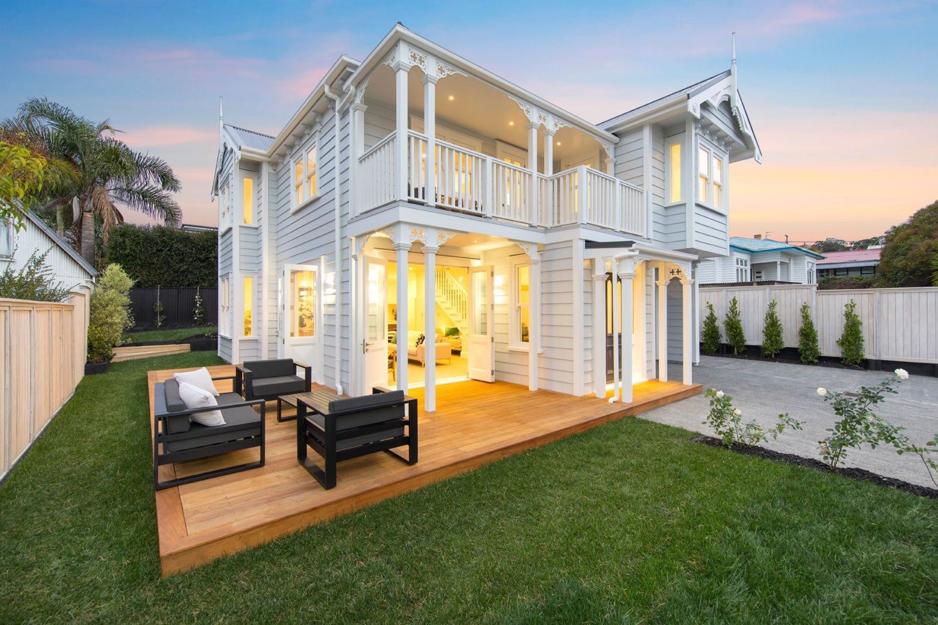 Hero Banner for VIVED Construction