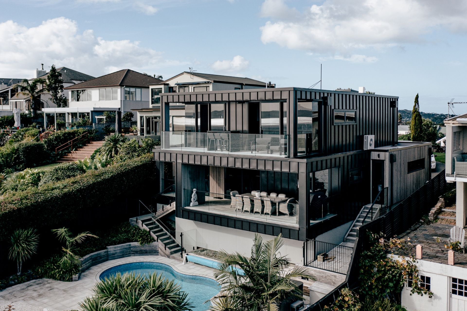 Hero Banner for Ze Build