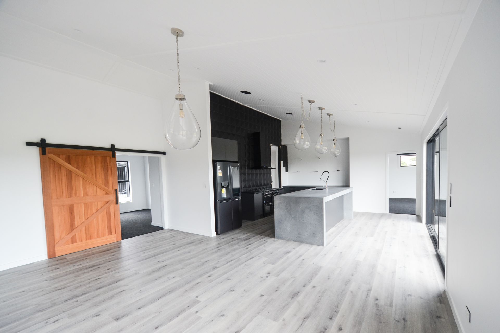 Supporting Image 6 for Callavate