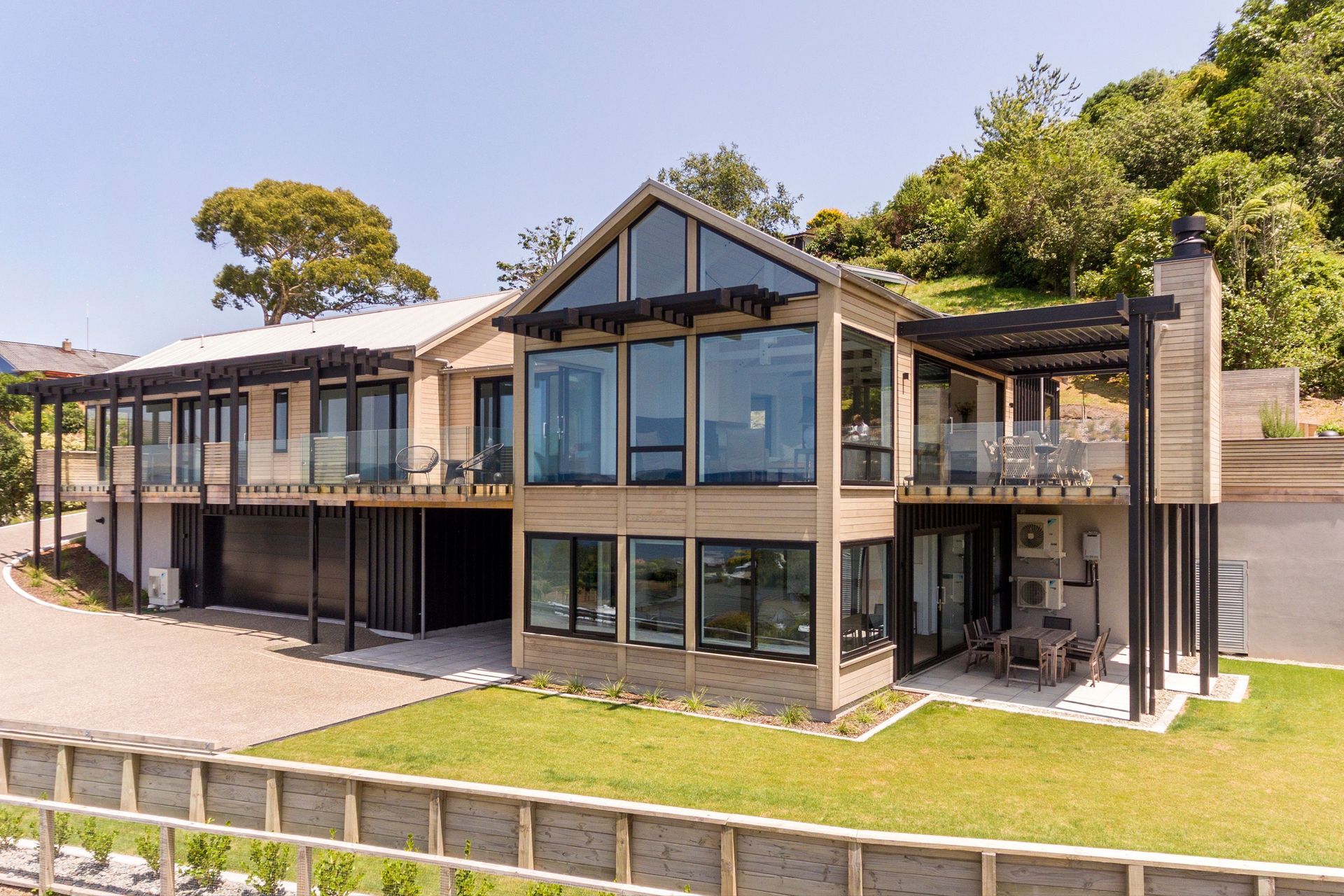 Supporting Image 6 for The Craftsmen