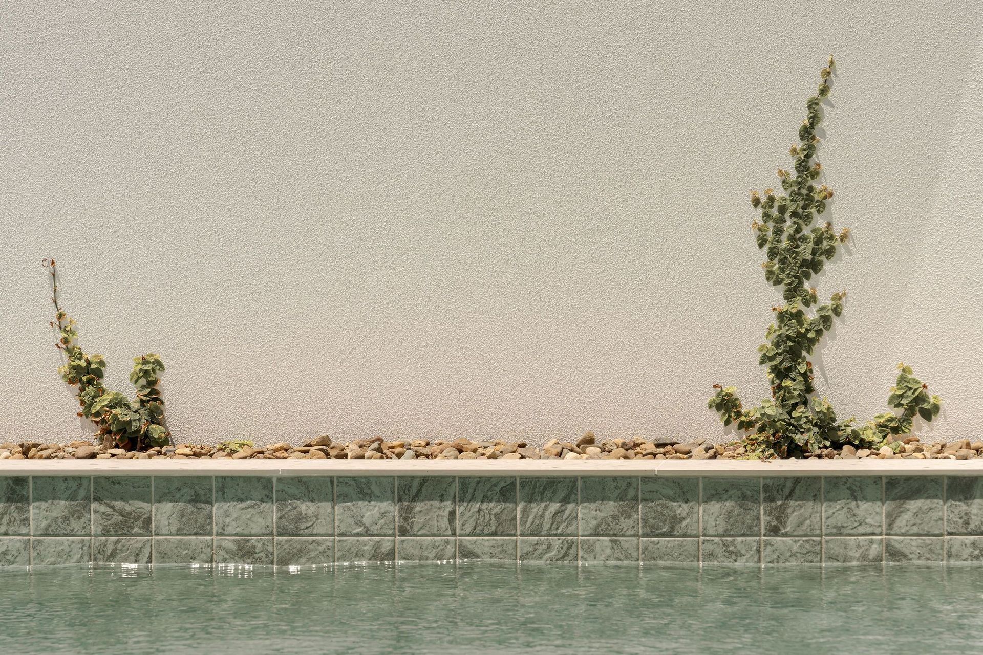 Supporting Image 2 for Gold Leaf Constructions