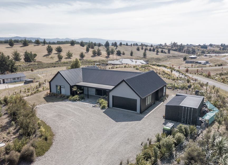 The Little Pig Building Company