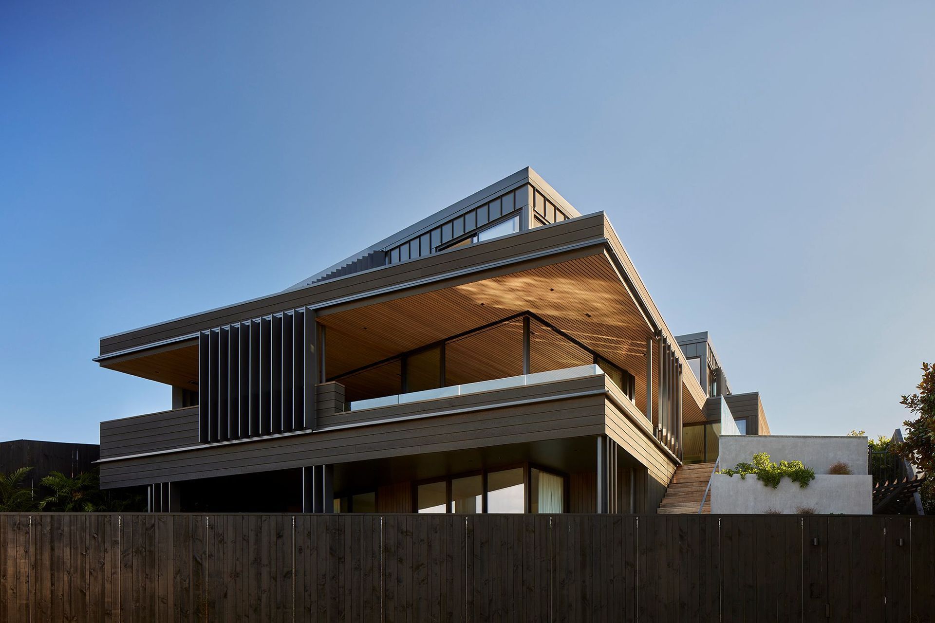 Supporting Image 1 for Evolution Builders