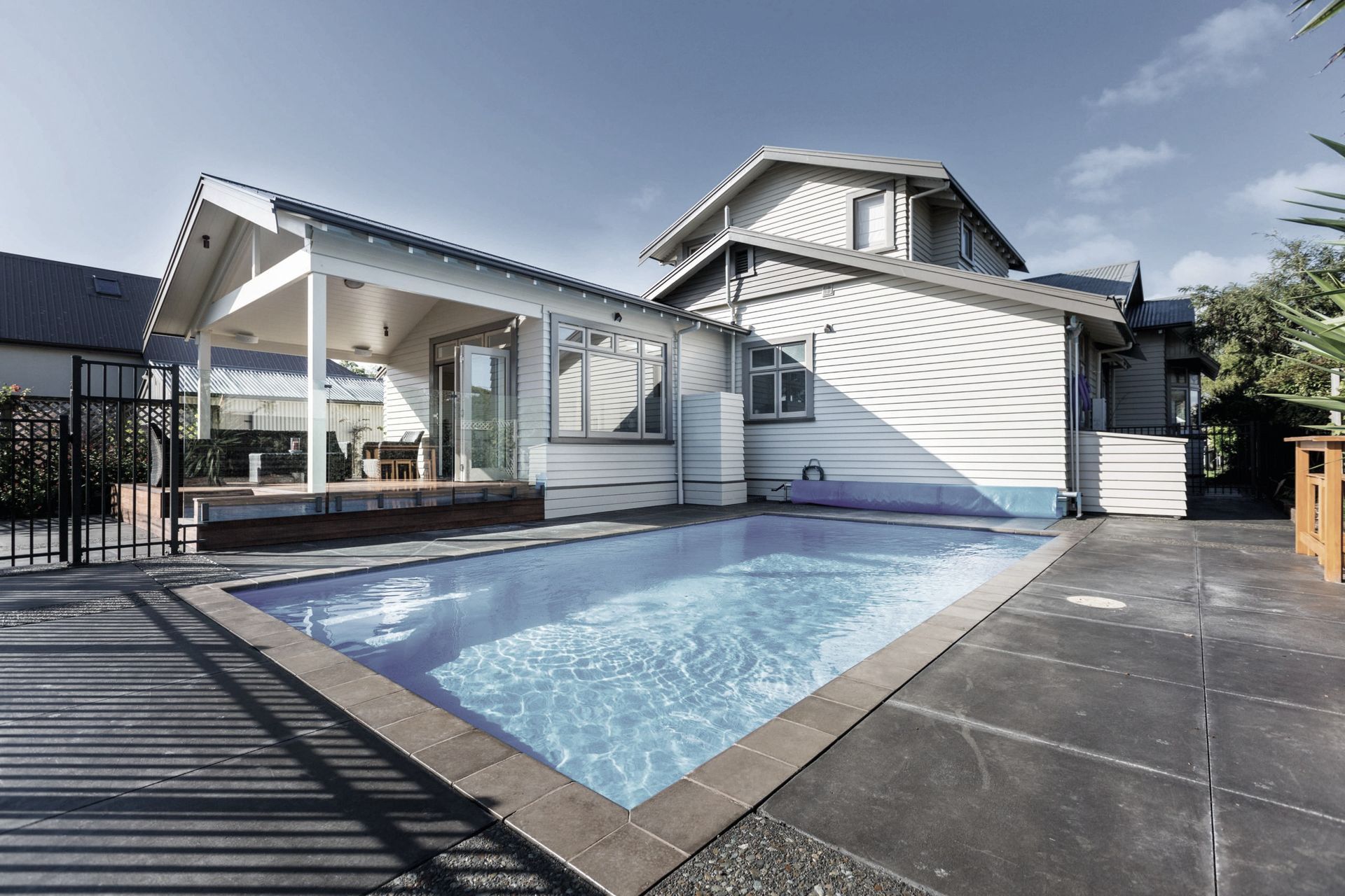 Supporting Image 1 for Alteration Specialists