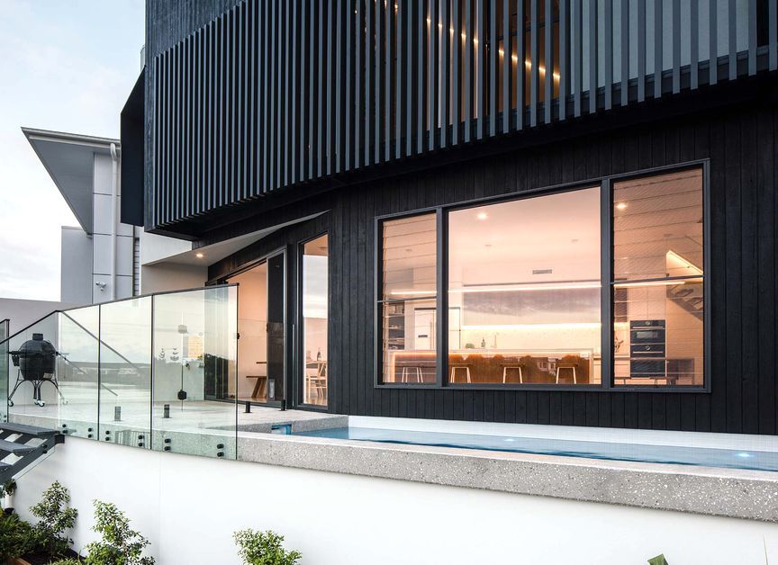 Lamper Constructions