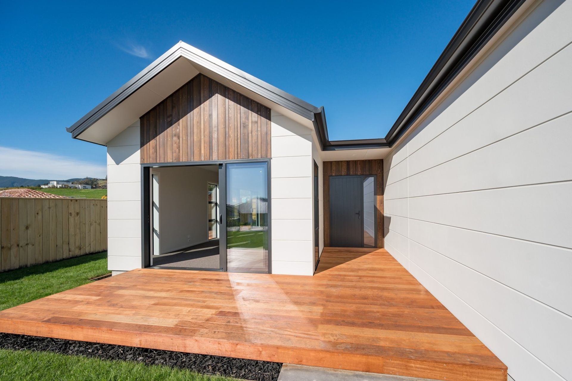 Tuakana Builders banner