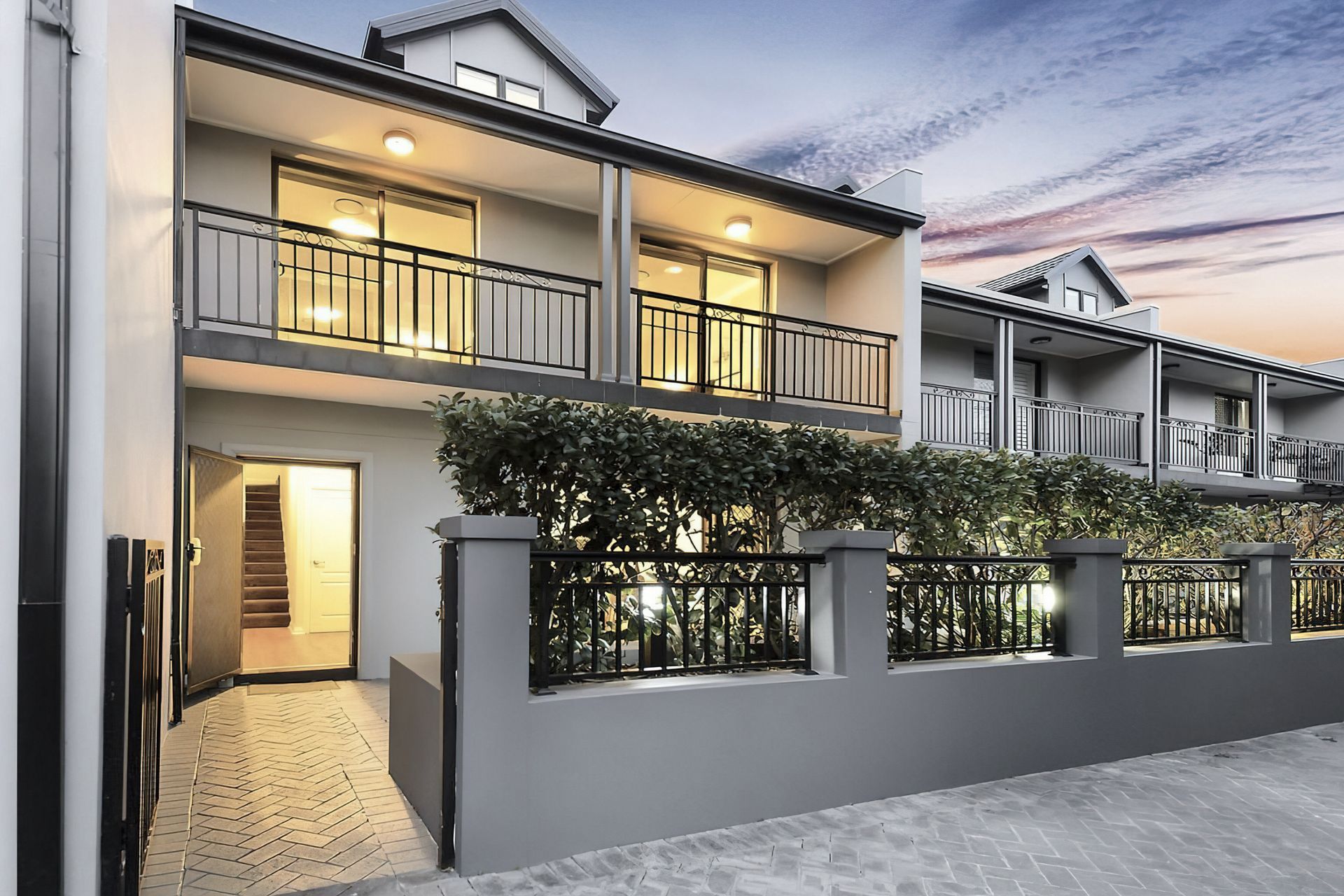 Supporting Image 2 for Rodney Albert Yannakis and Associates