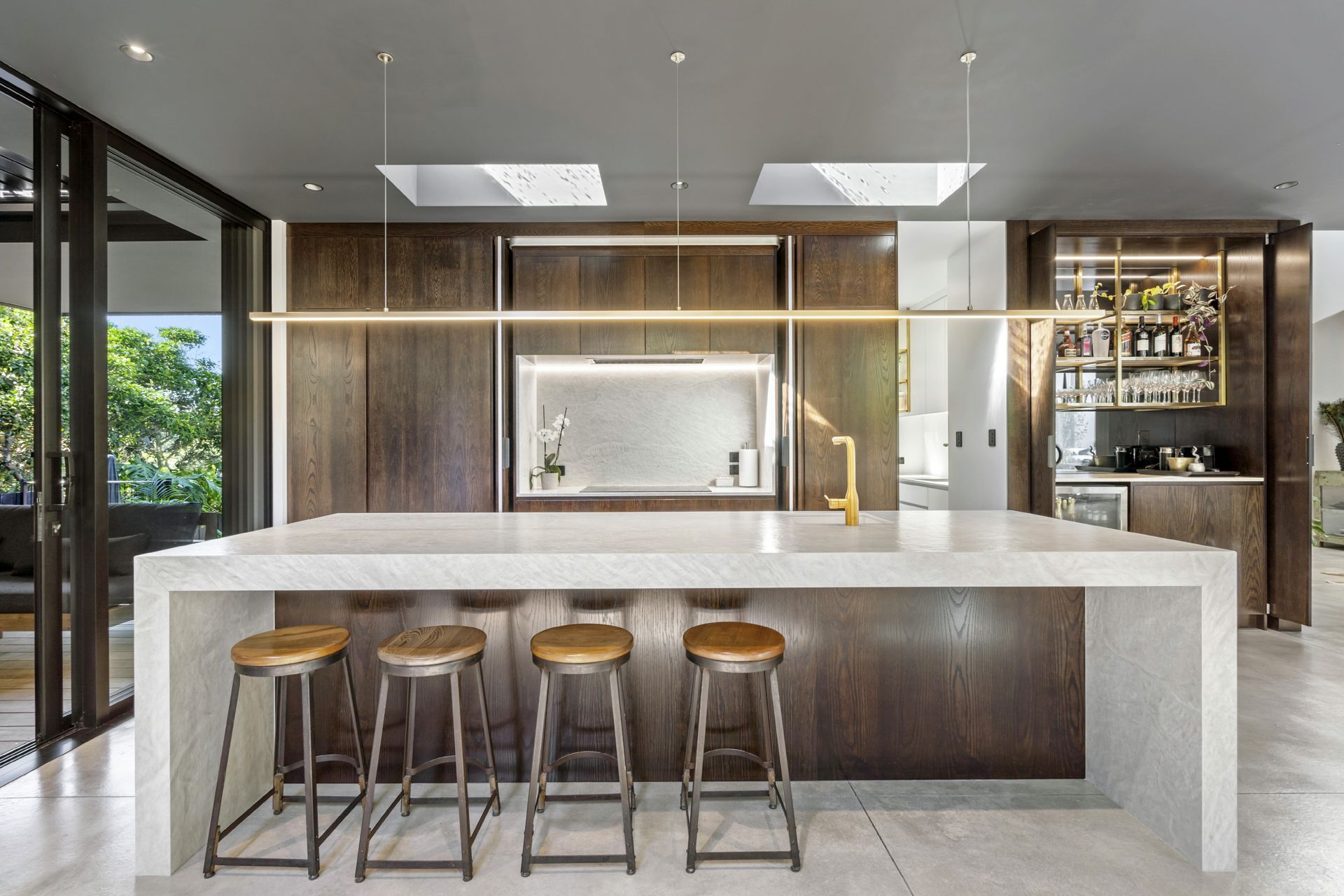 Hero Banner for KMD Kitchens