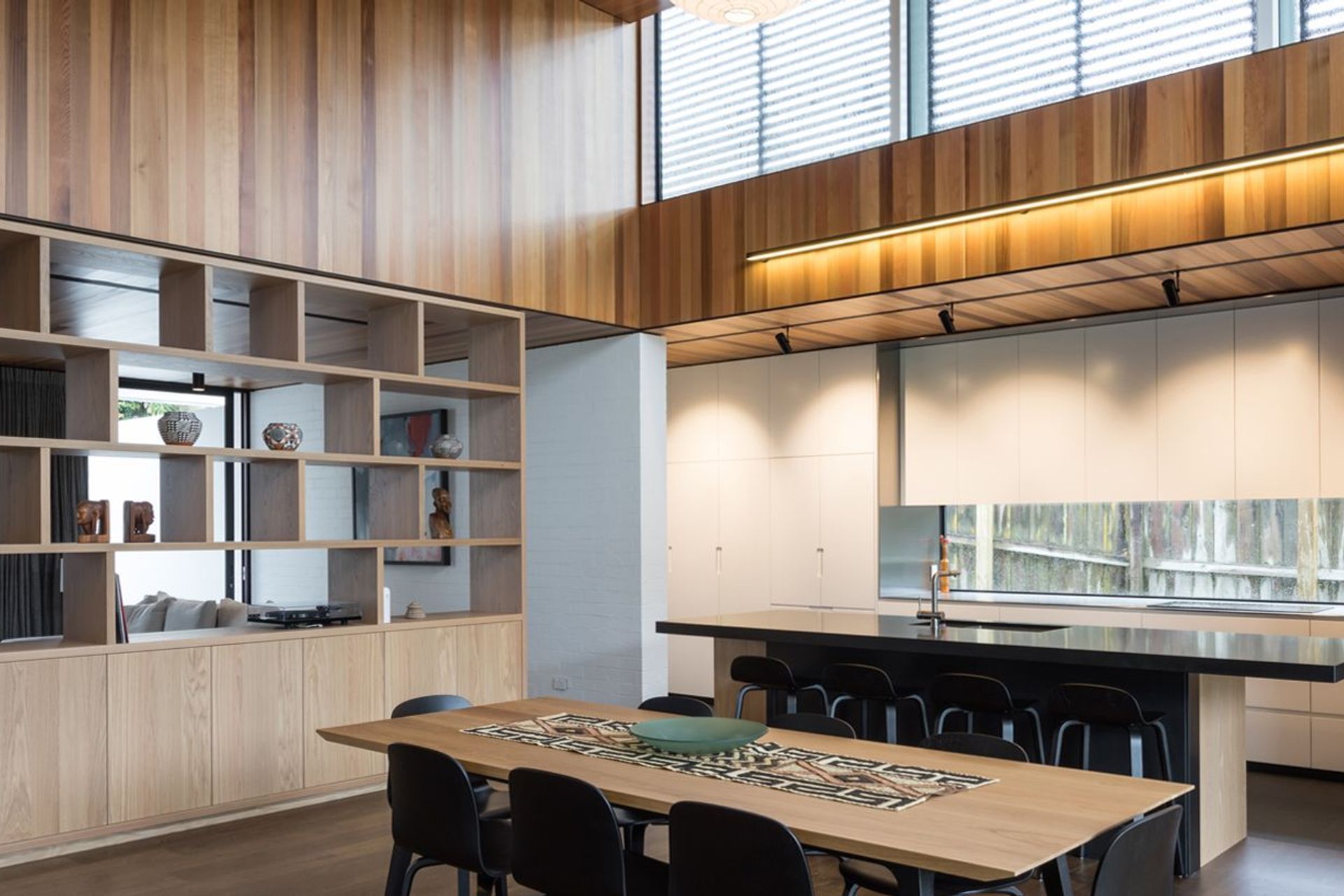 Supporting Image 1 for Neo Design