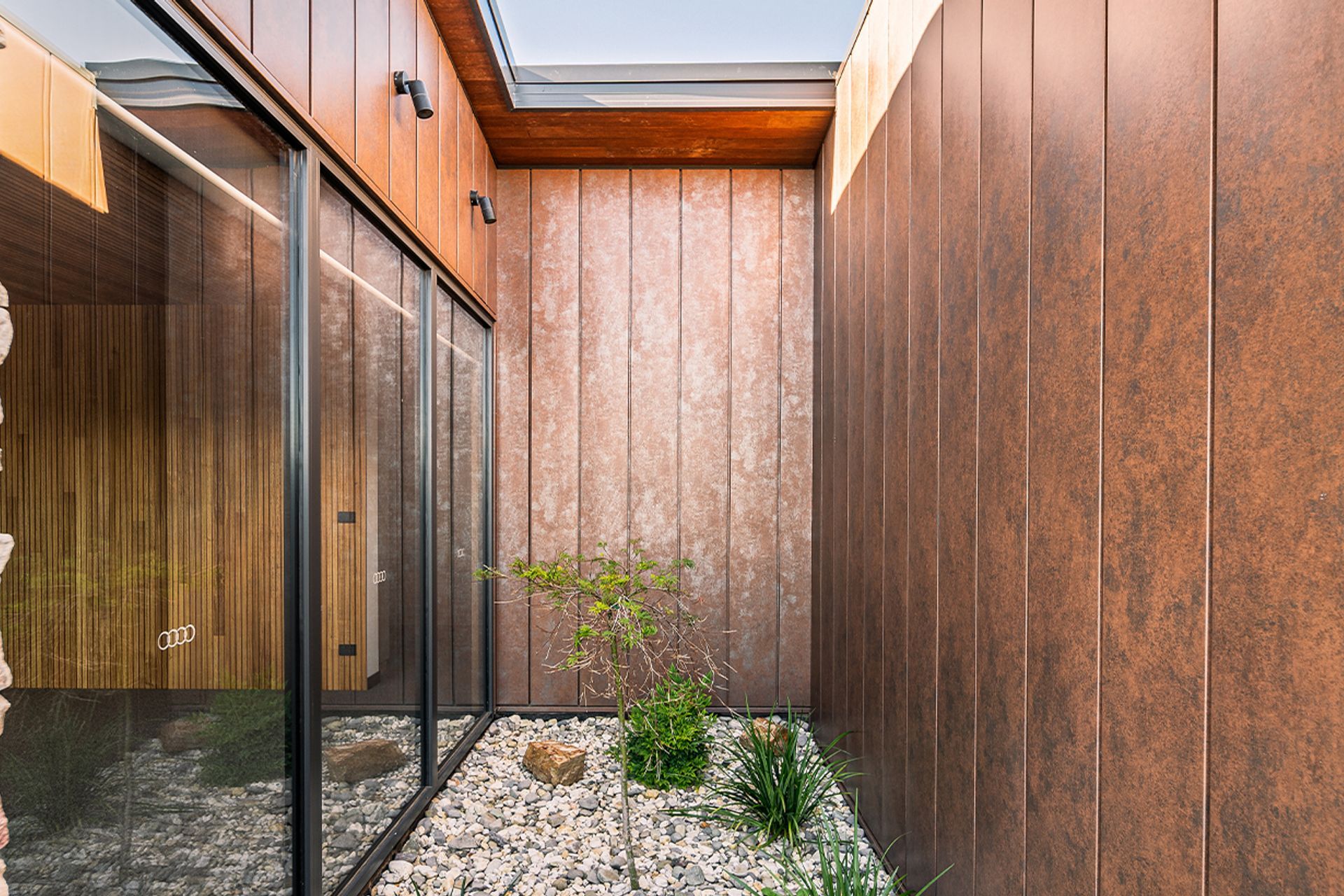 Supporting Image 1 for INSPIRE