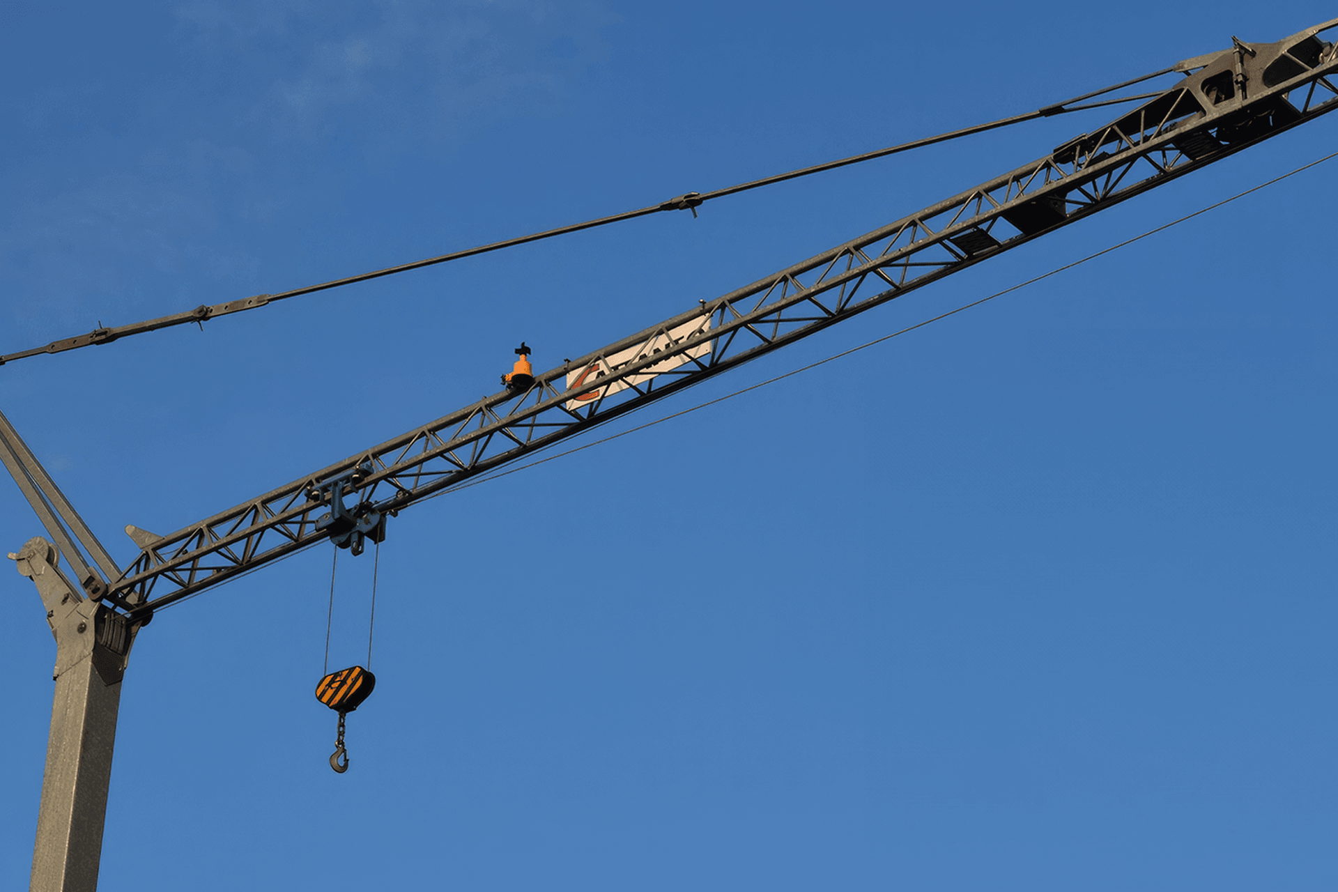 Hero Banner for Bannan Cranes