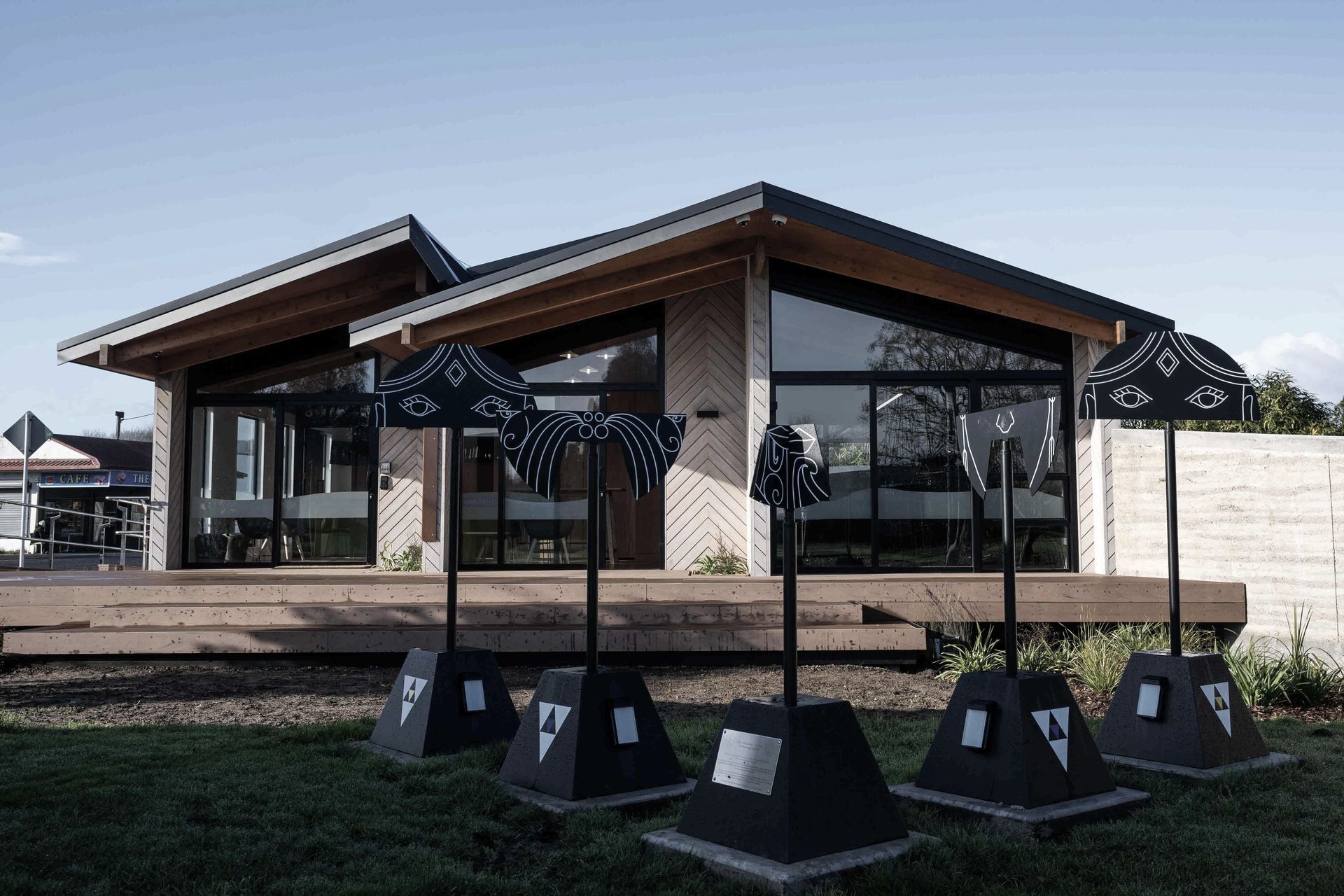 Hero Banner for Vivian Construction