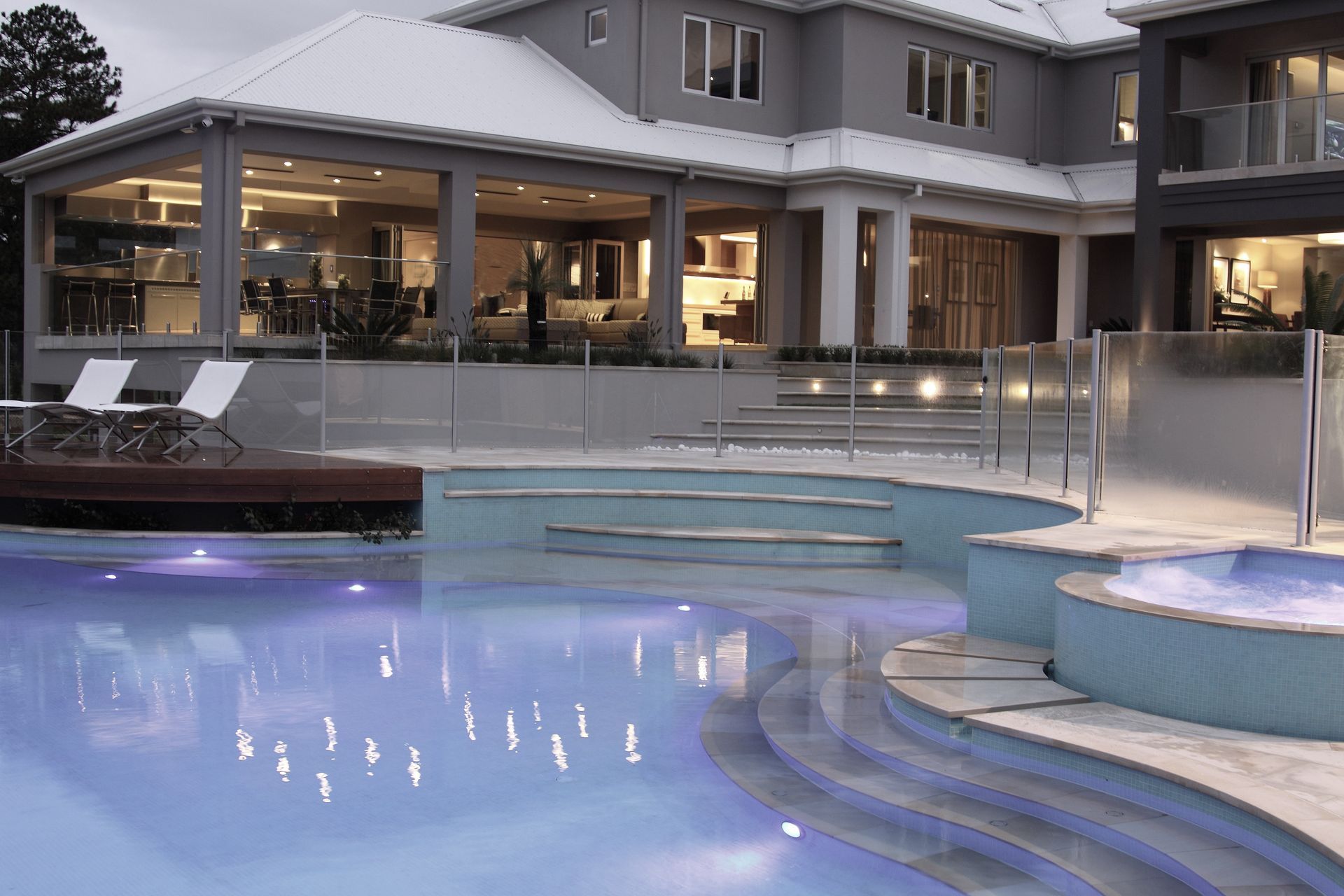 Supporting Image 3 for Urban Revolutions