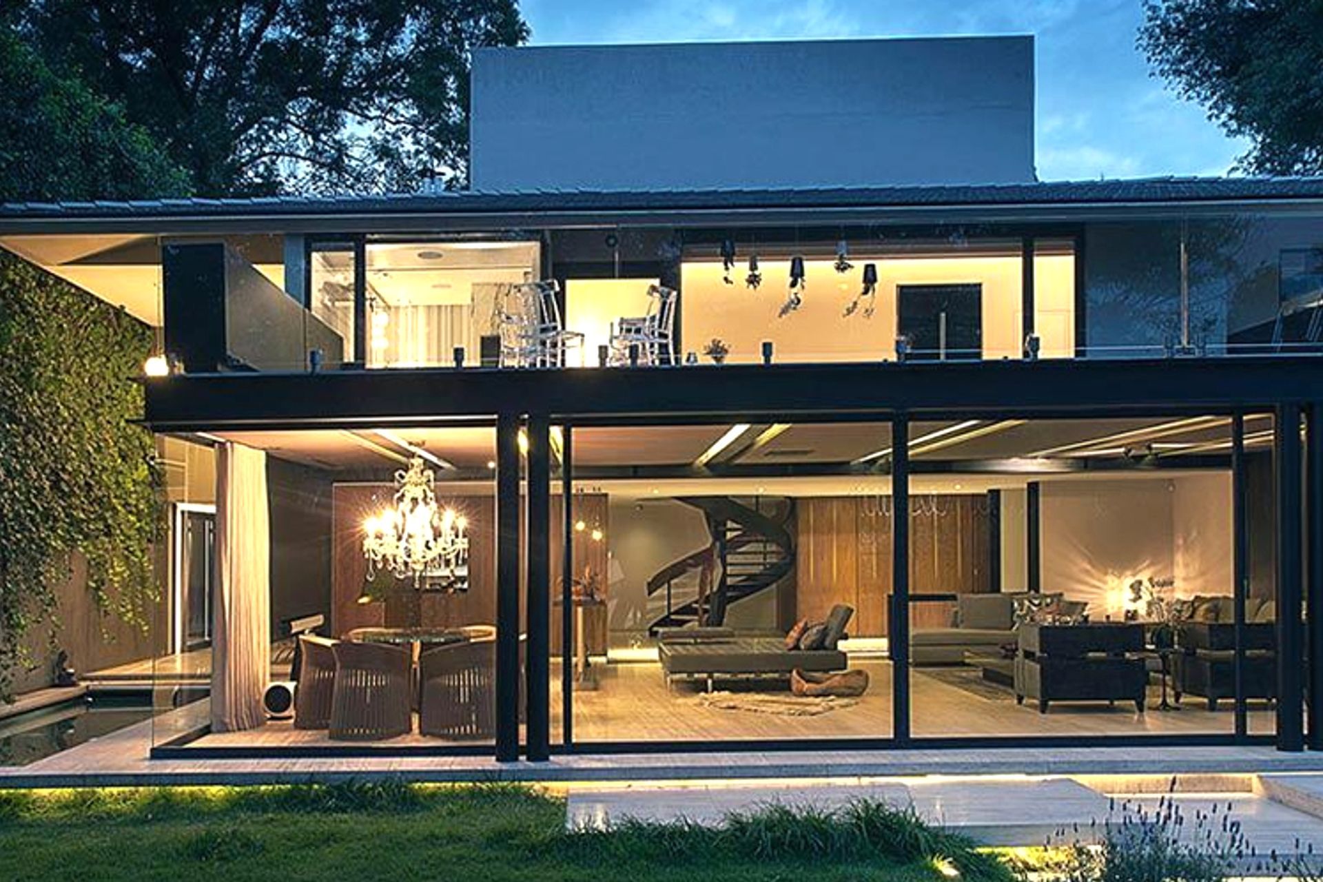 Hero Banner for Mr Electrix