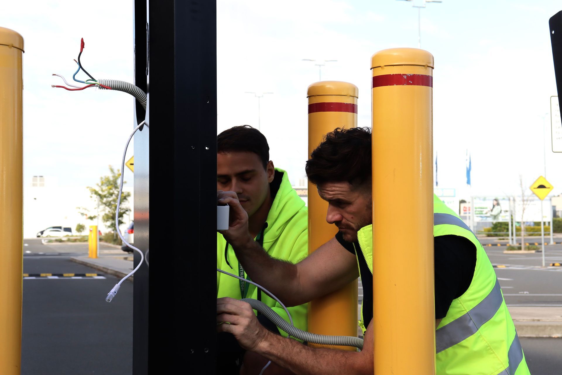 Supporting Image 3 for Solas