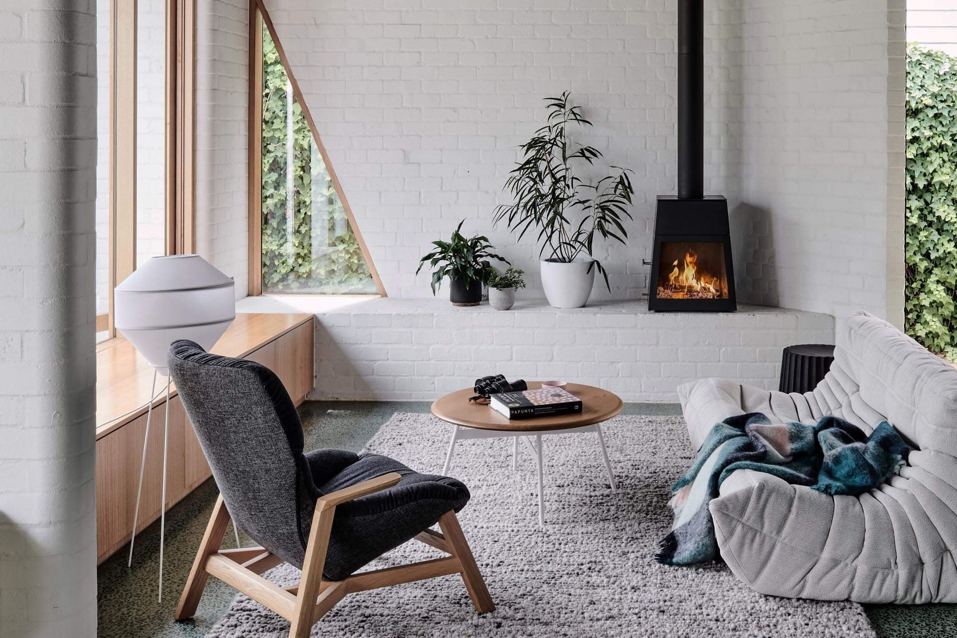 Supporting Image 6 for Oblica