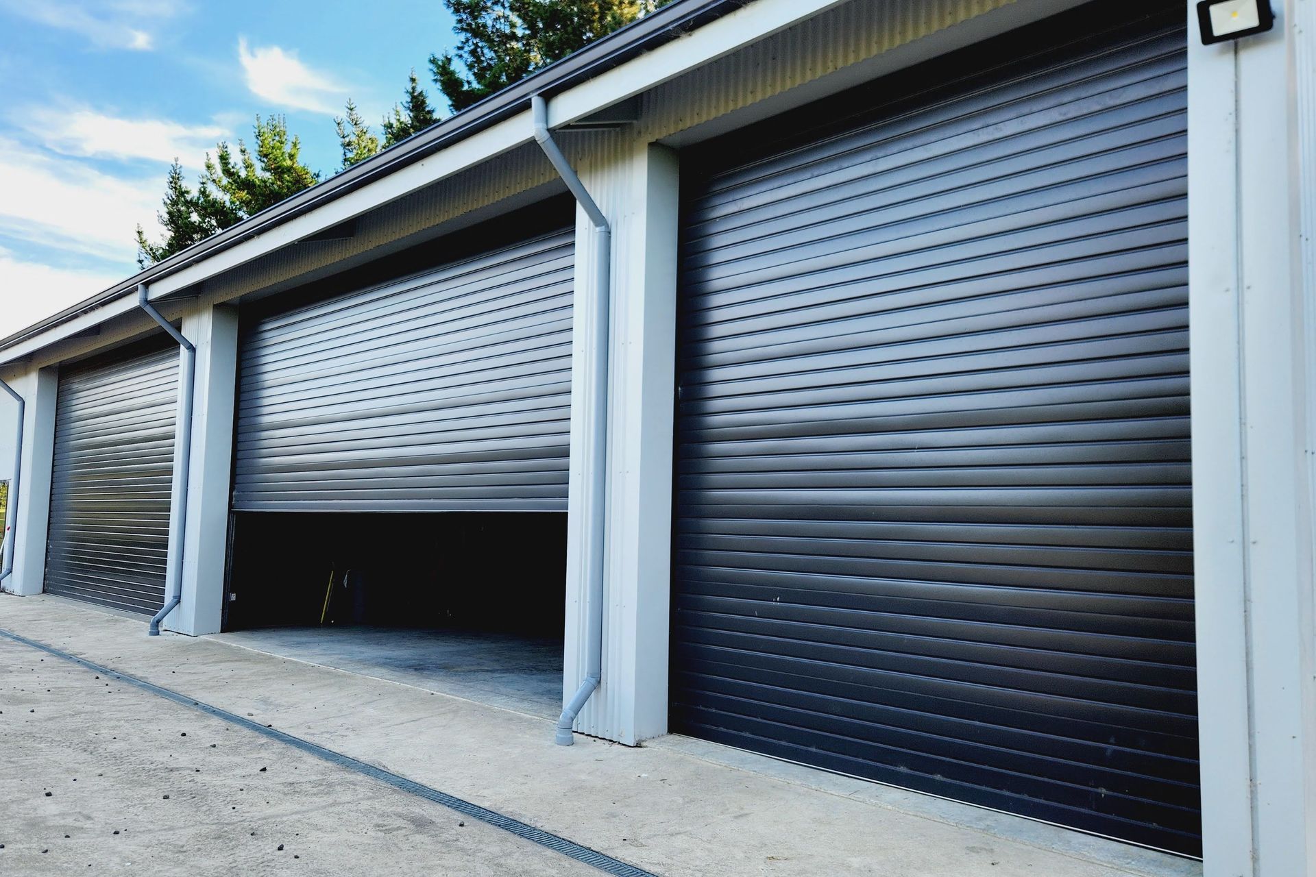 Supporting Image 4 for Glideaway Garage Door Systems