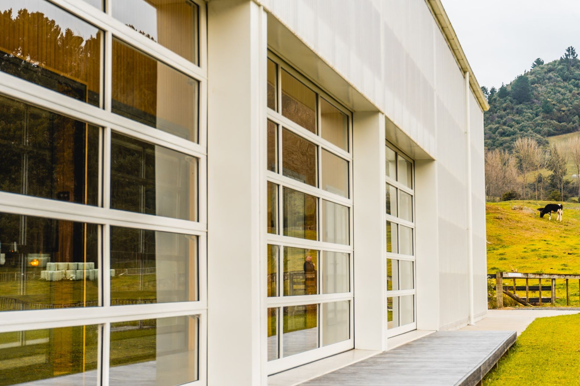 Hero Banner for Glideaway Garage Door Systems