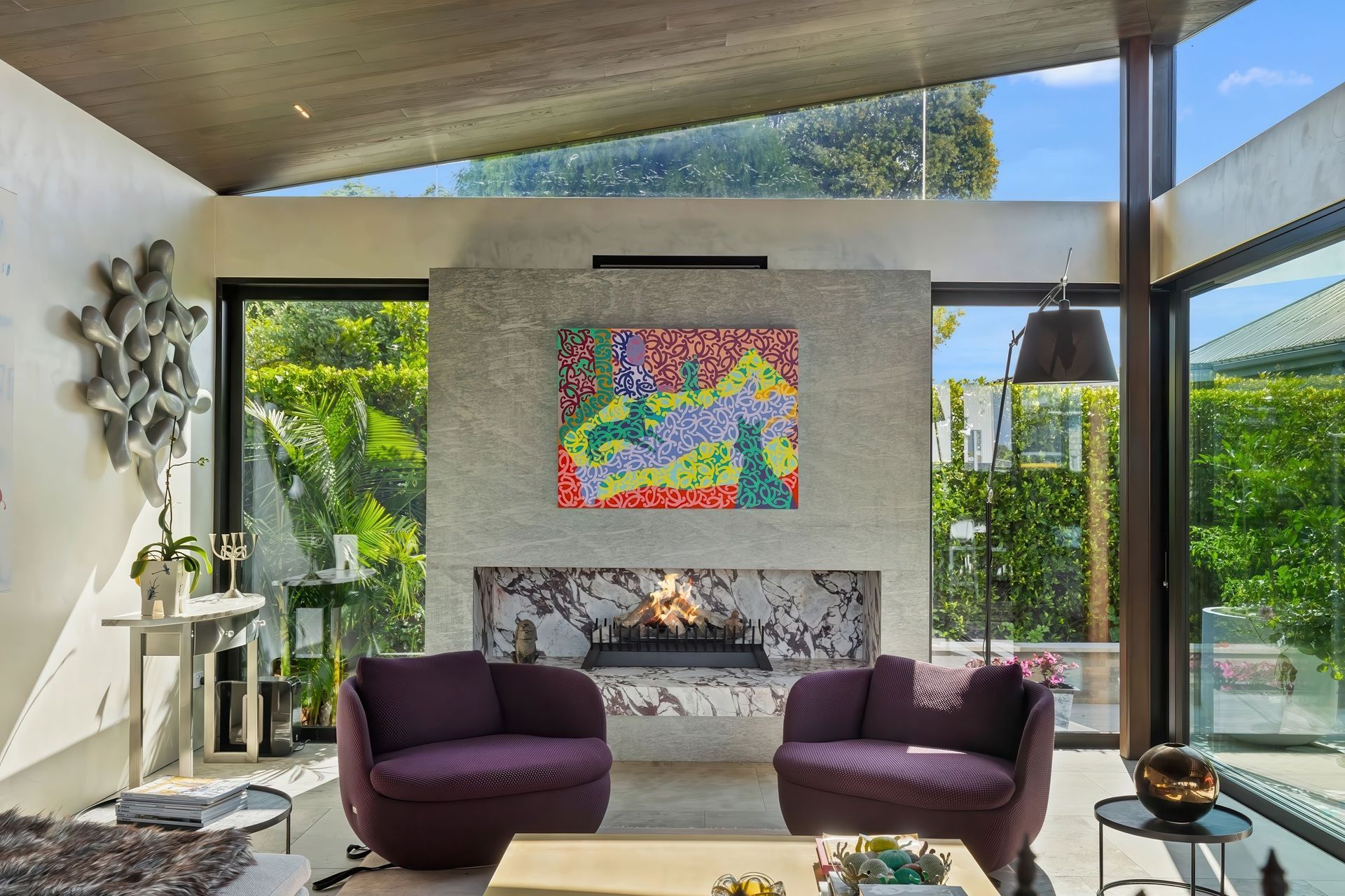 Supporting Image 1 for Iconic Decor