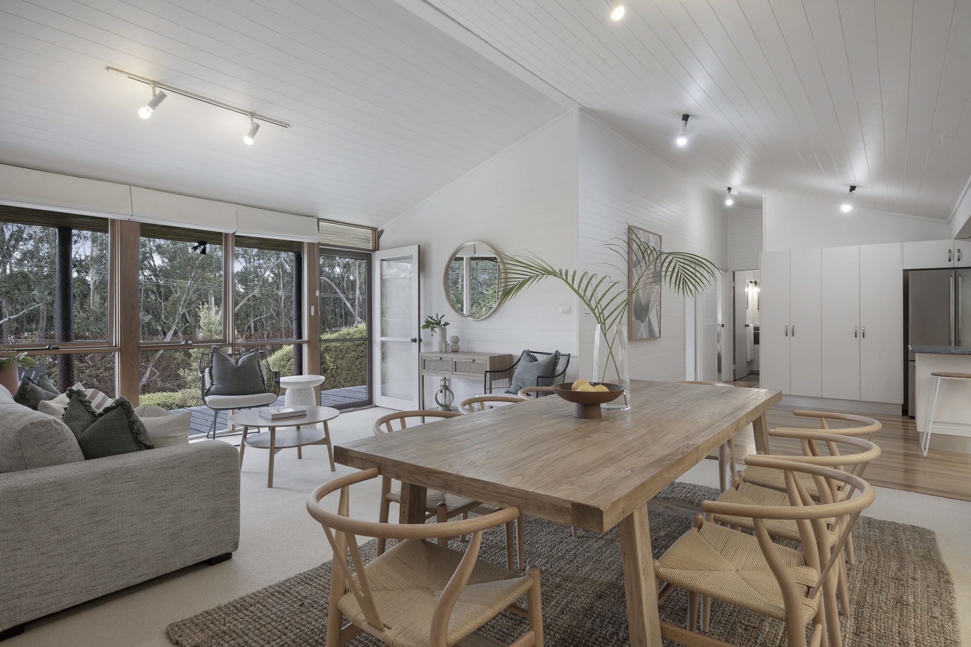 Supporting Image 1 for The Beholder