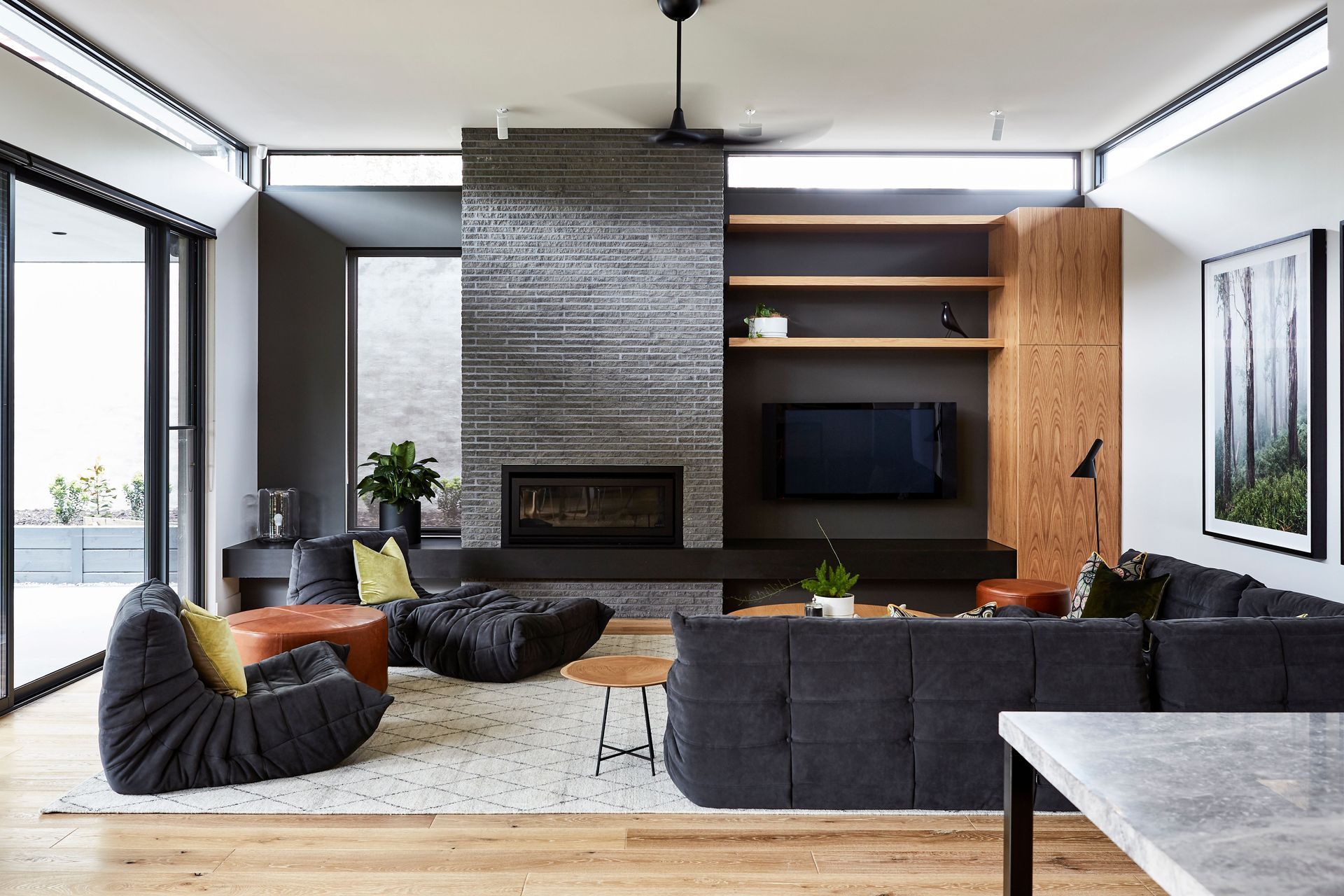 Supporting Image 2 for tote design studio