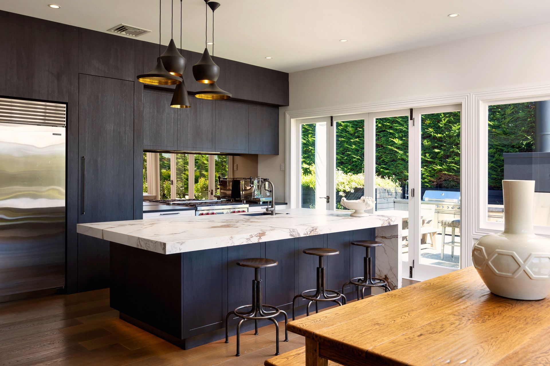 Supporting Image 4 for Borges Design