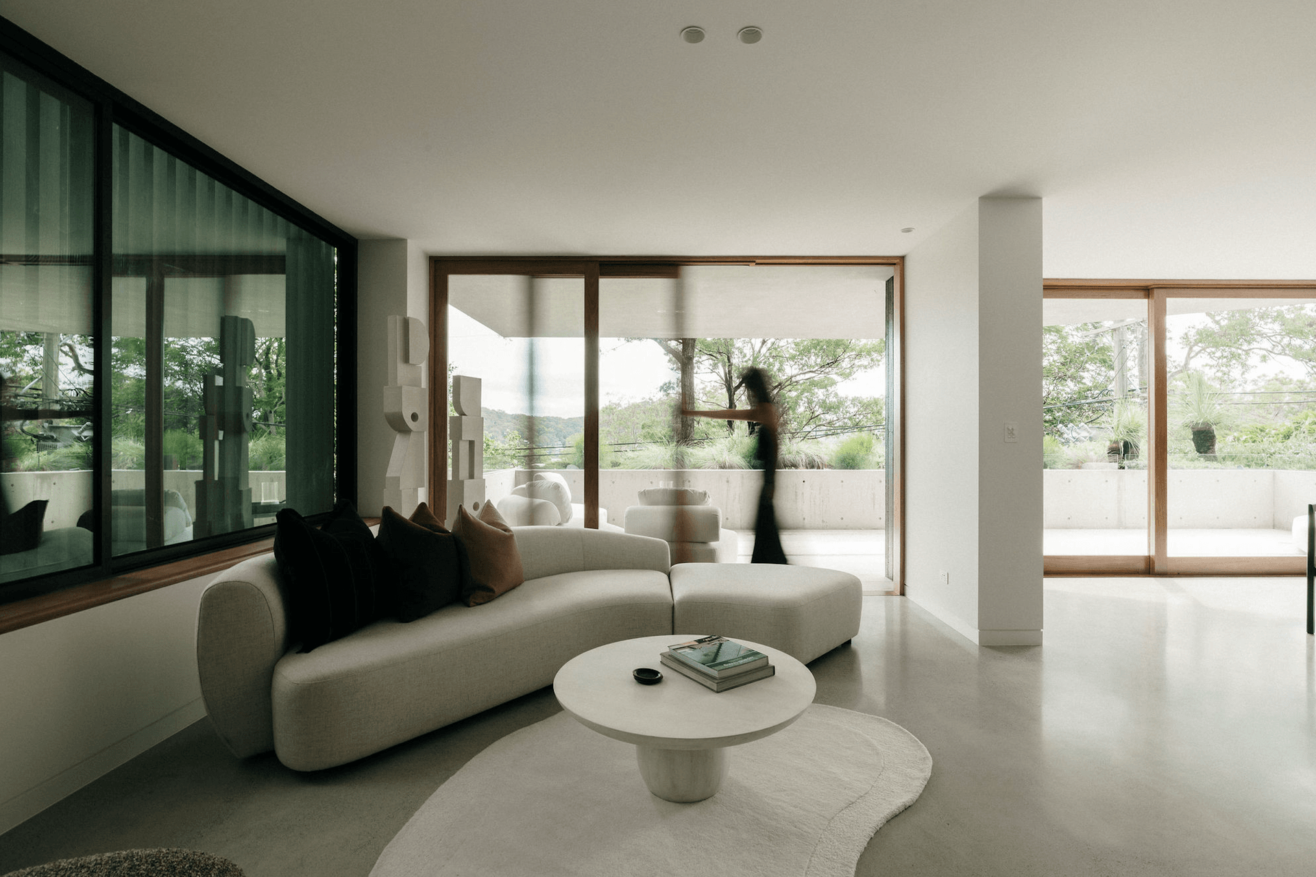 Supporting Image 4 for The Beholder