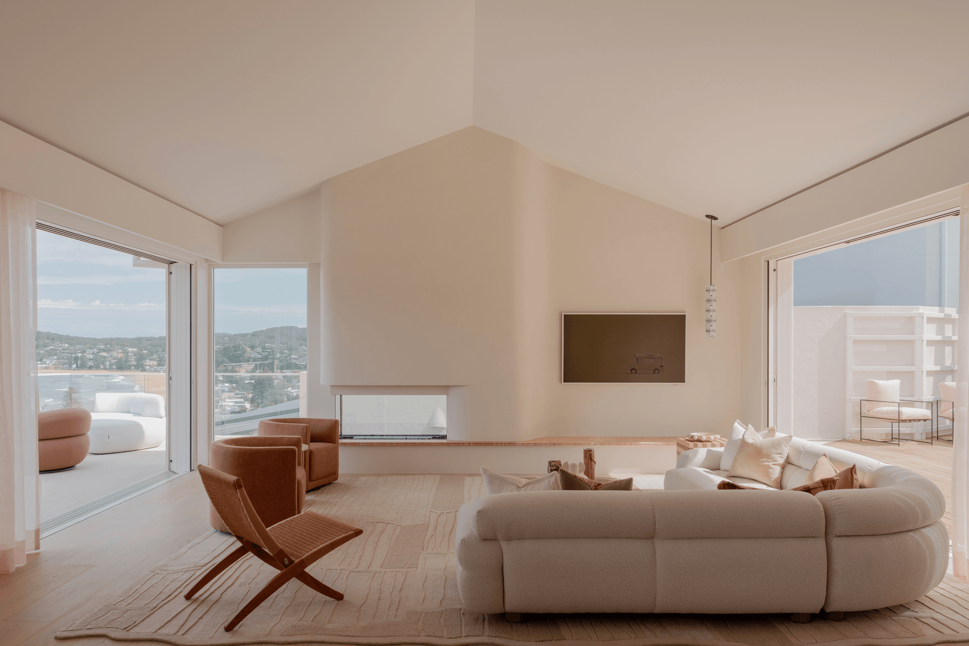 Supporting Image 1 for The Beholder