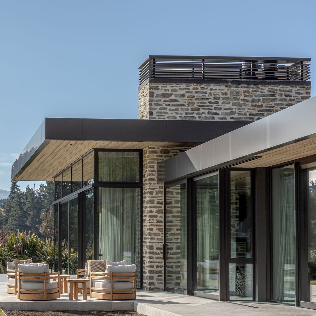 E13 Performance Windows