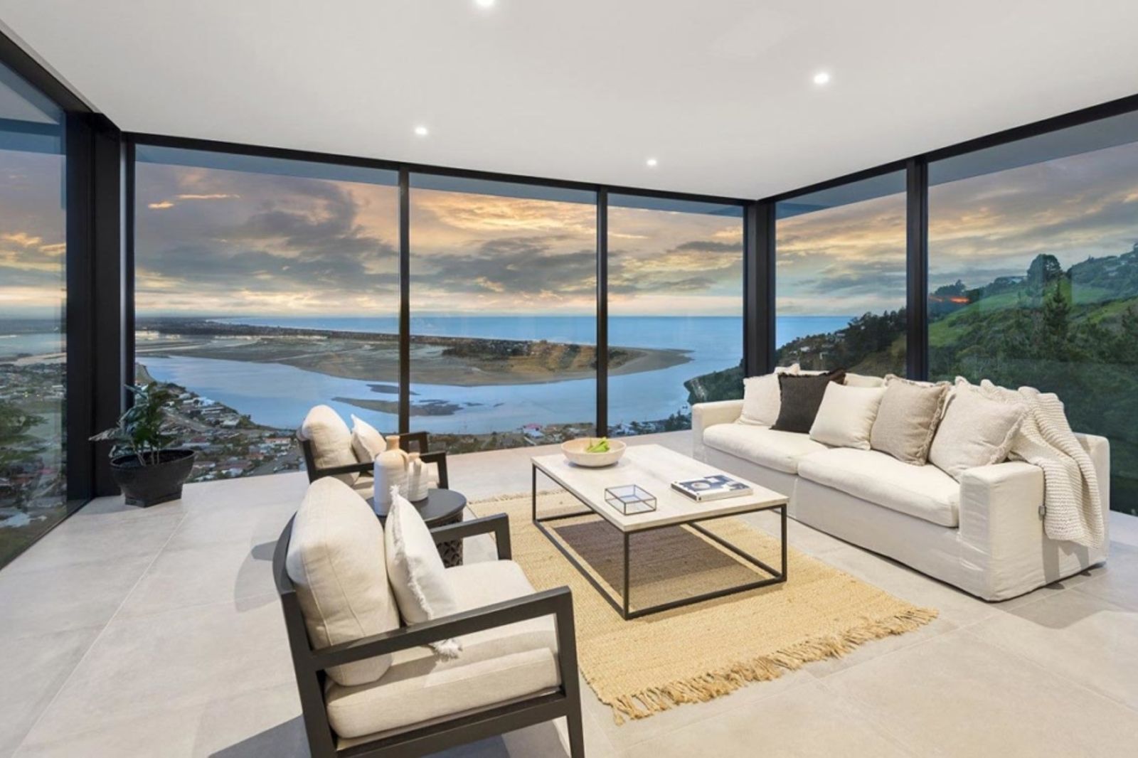 Raylight Aluminium Ltd