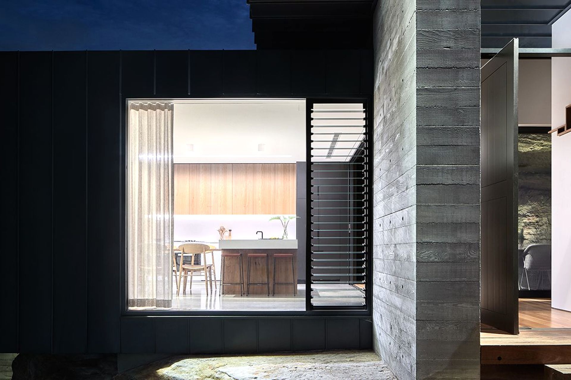 Supporting Image 1 for SL Studio by Special Lights