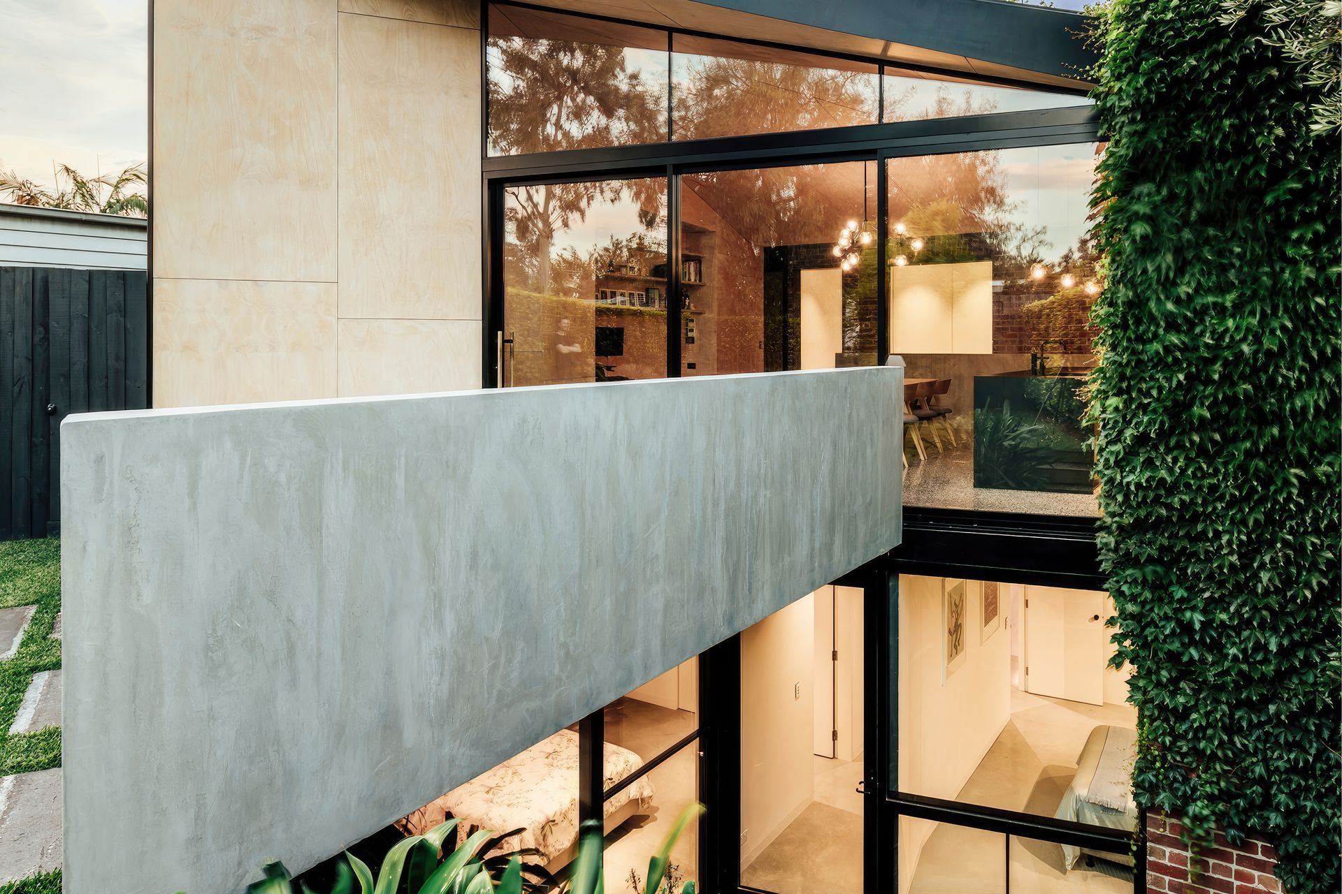 Supporting Image 1 for Masson For Light