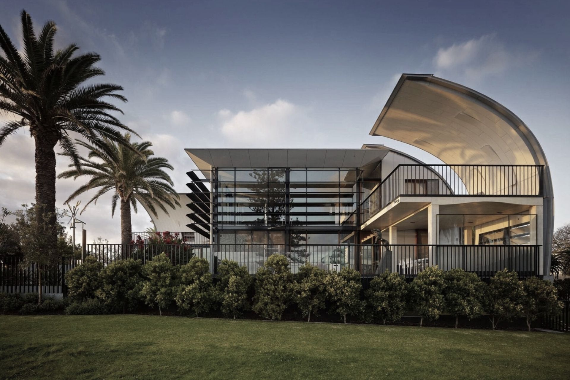 Hero Banner for All Metal Group