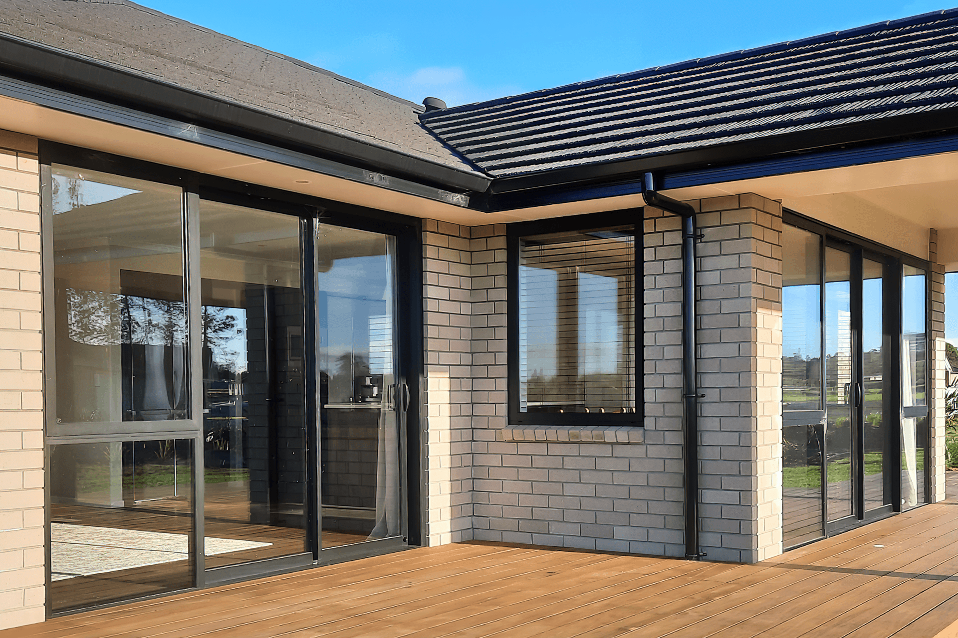 Supporting Image 1 for PGH Bricks